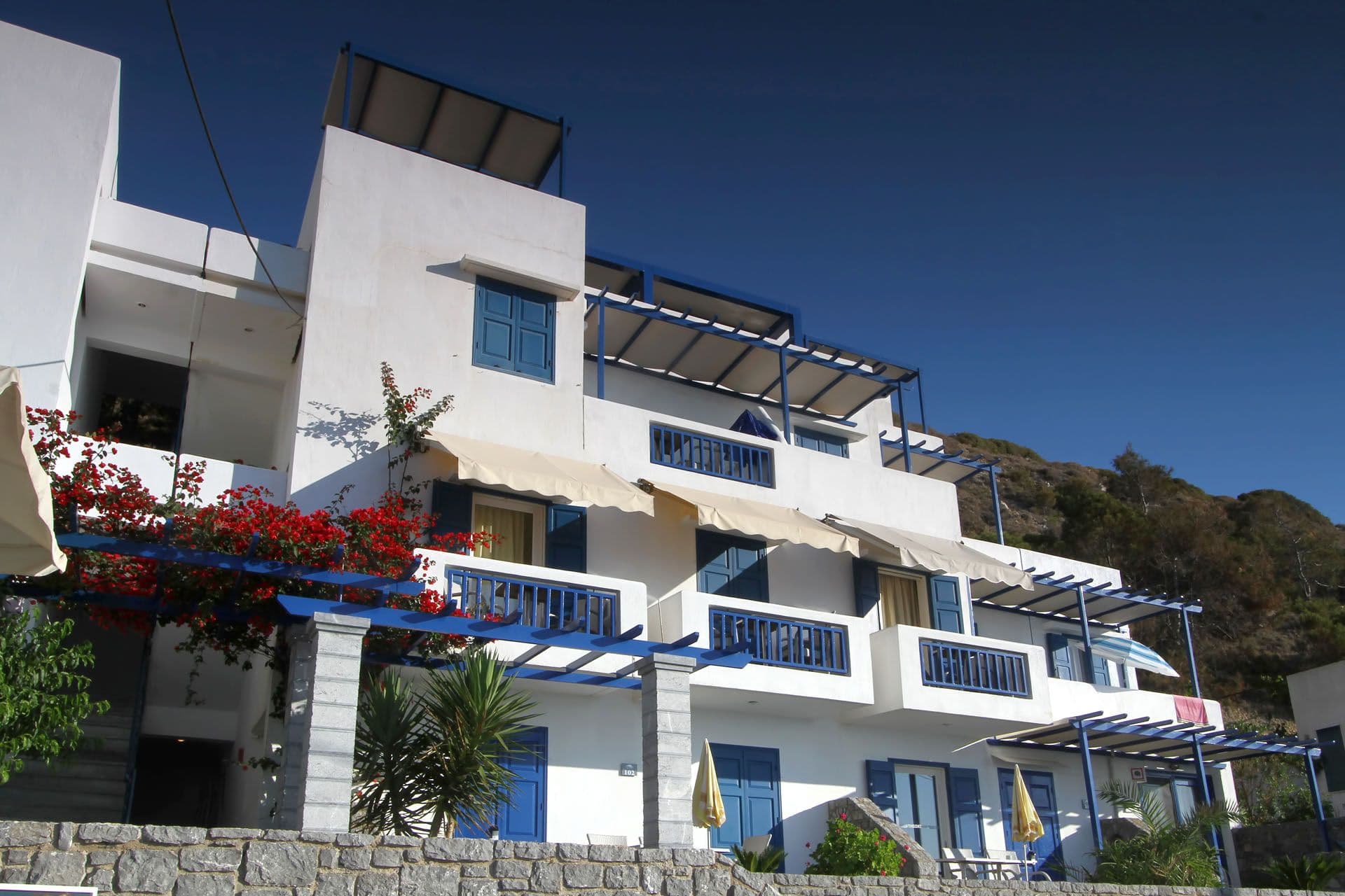 properties-CHIOSXENIA-0.jpg