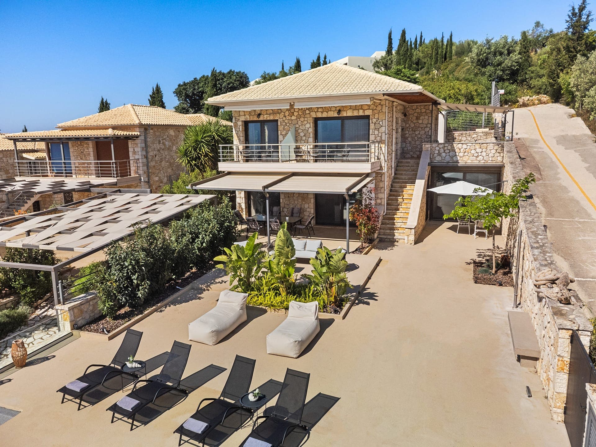 properties-CHRISTIES-1.jpg