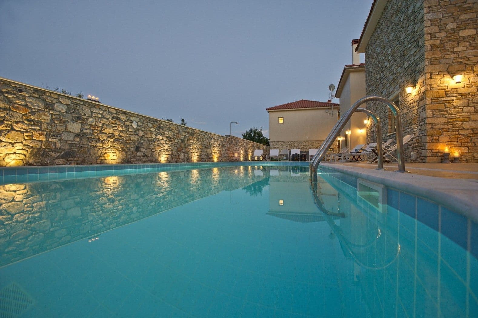 properties-CHROMAVIL-0.jpg