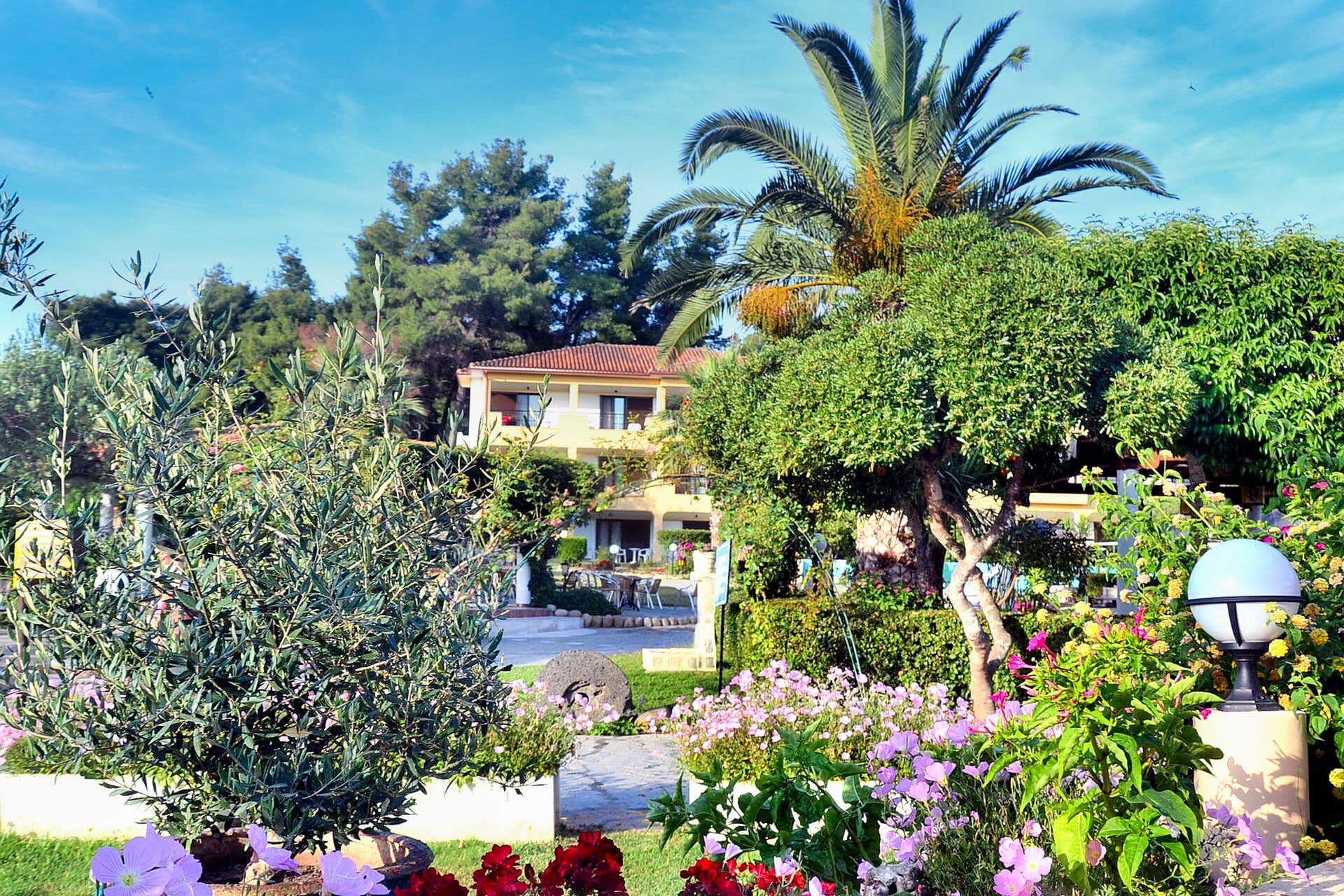 properties-CHROUSSO-2.jpg