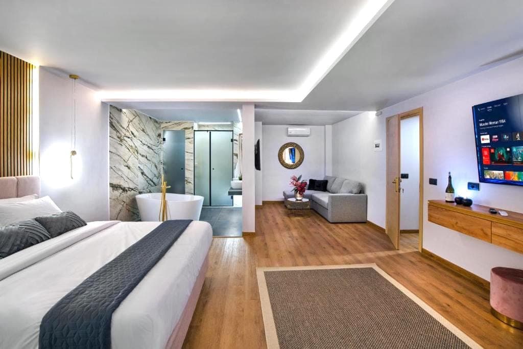 properties-CITYLUXE-2.jpg