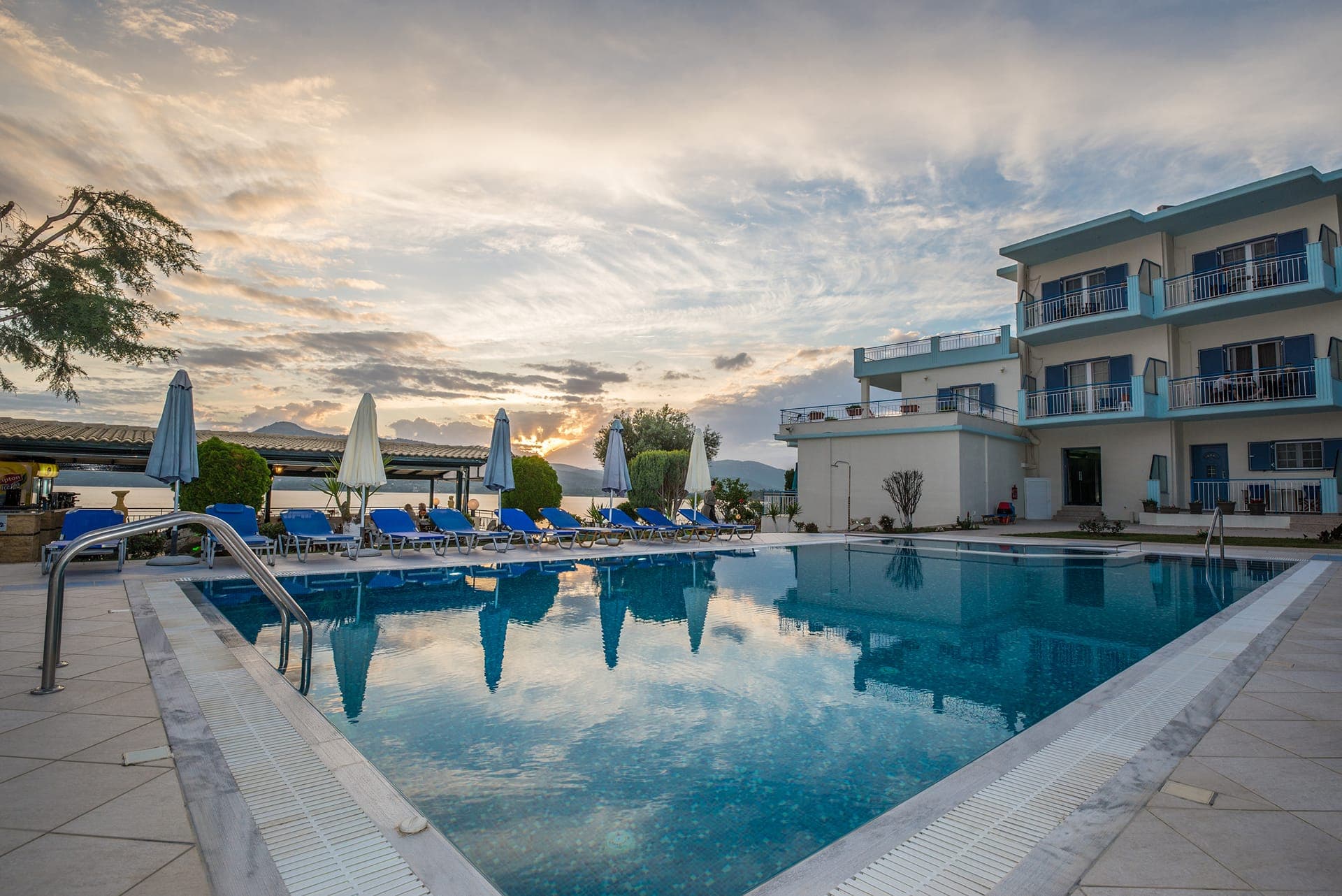 properties-CLIFFBAY-0.jpg