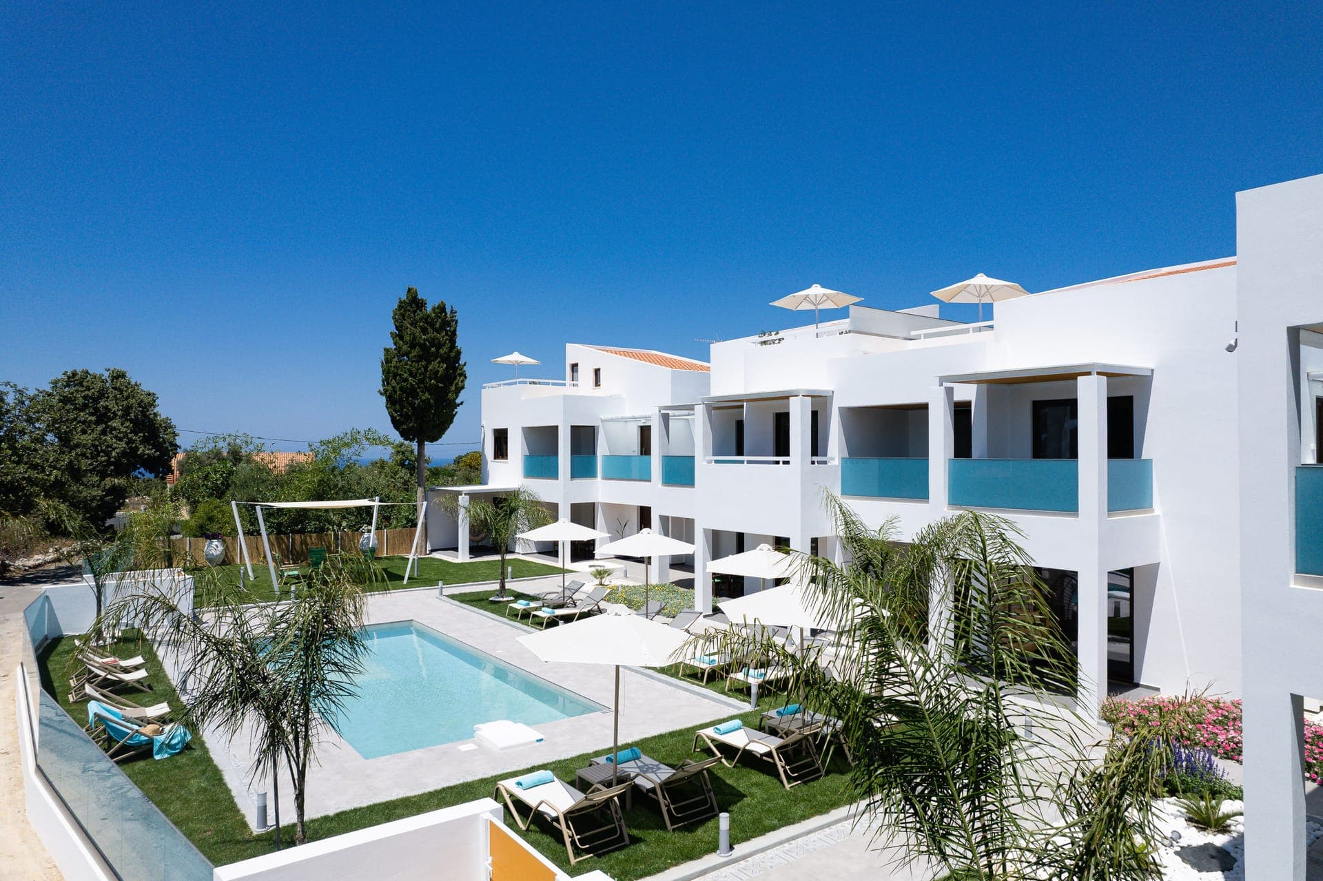 properties-COCONUTPAL-1.jpg