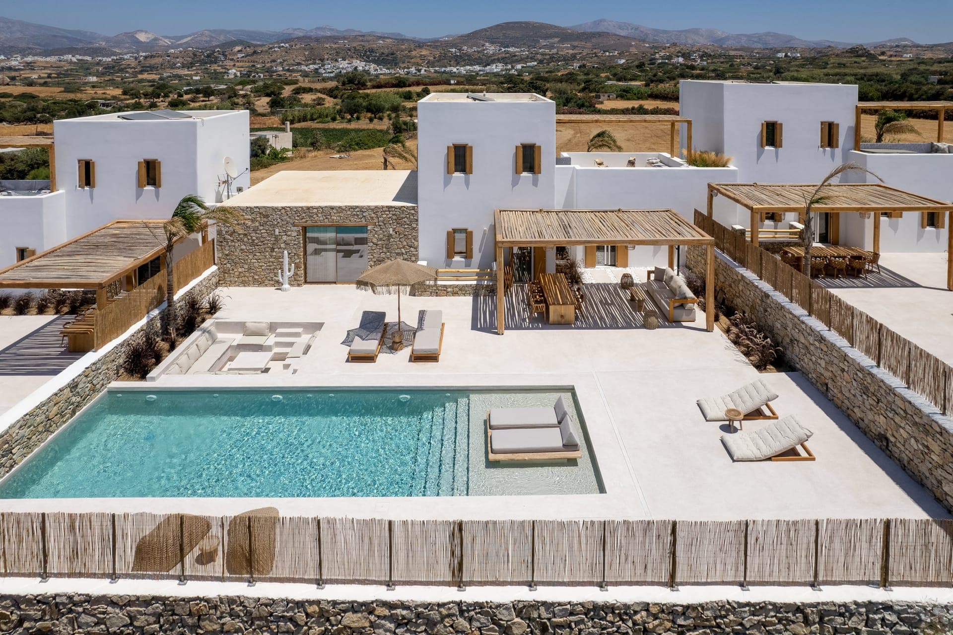 properties-COCOPALM-0.jpg