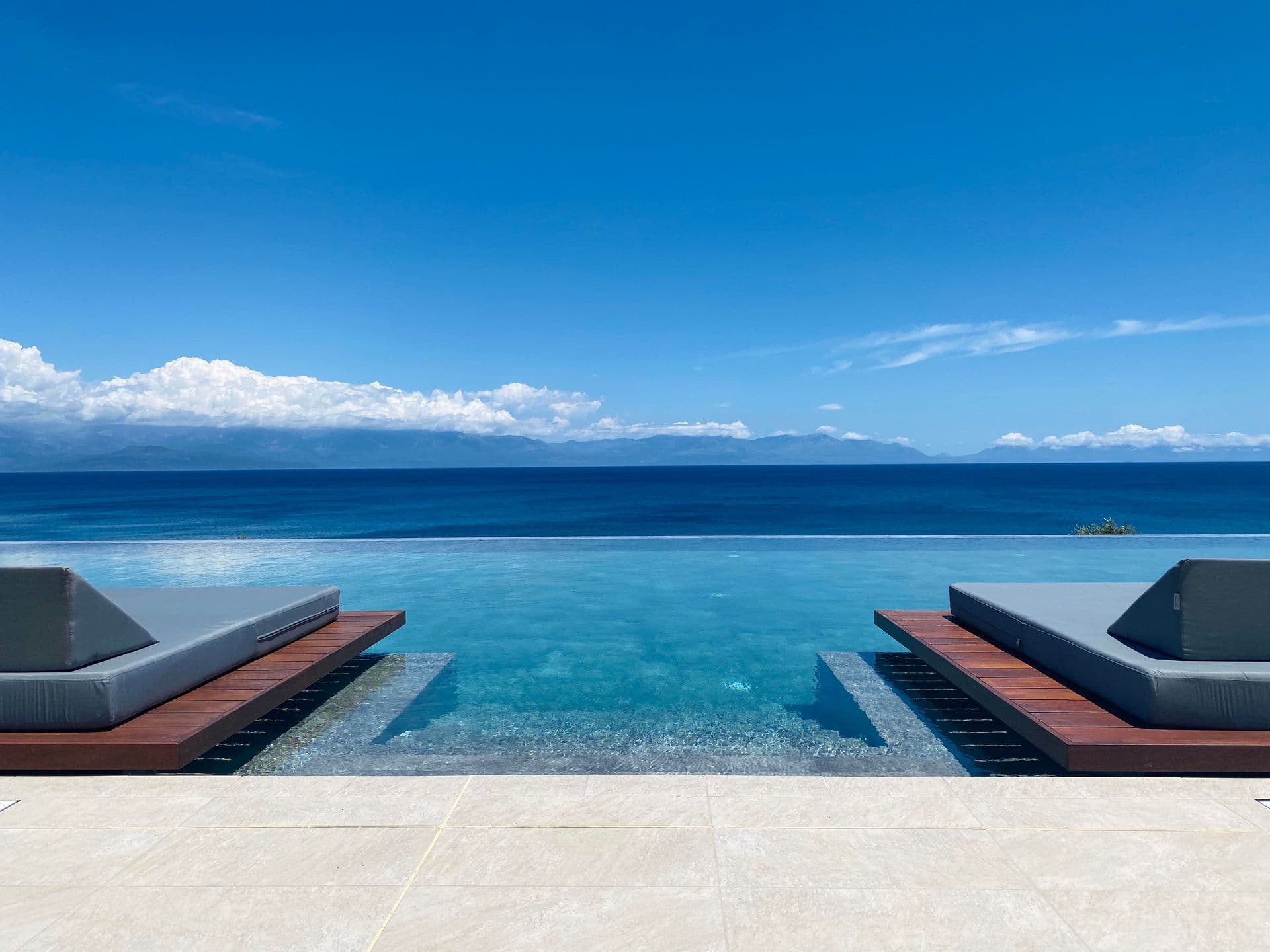 properties-COLONIDES-0.jpg