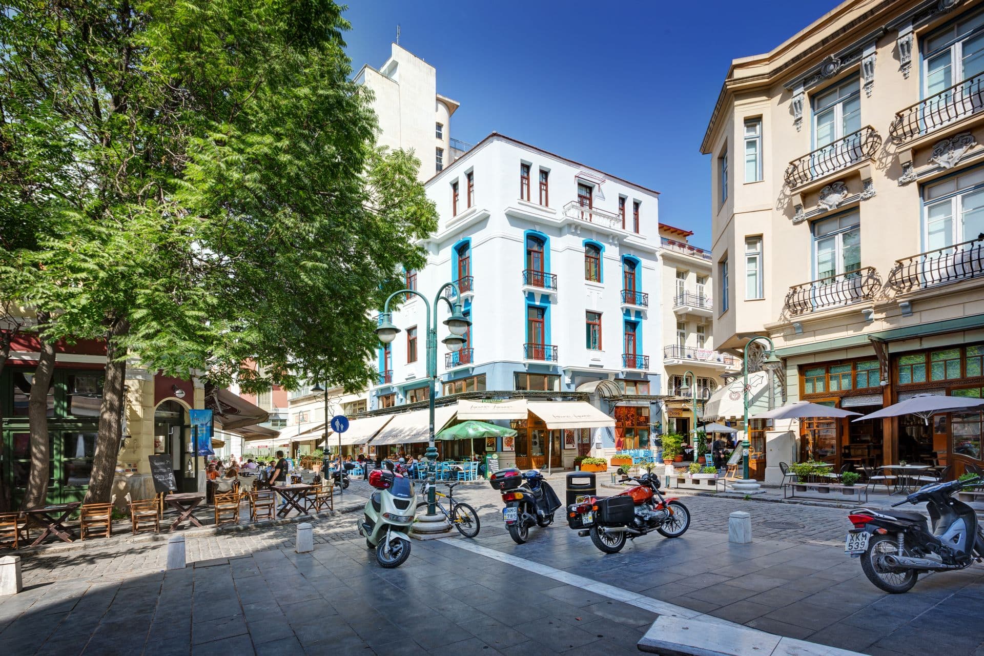 properties-COLORSLAD-0.jpg