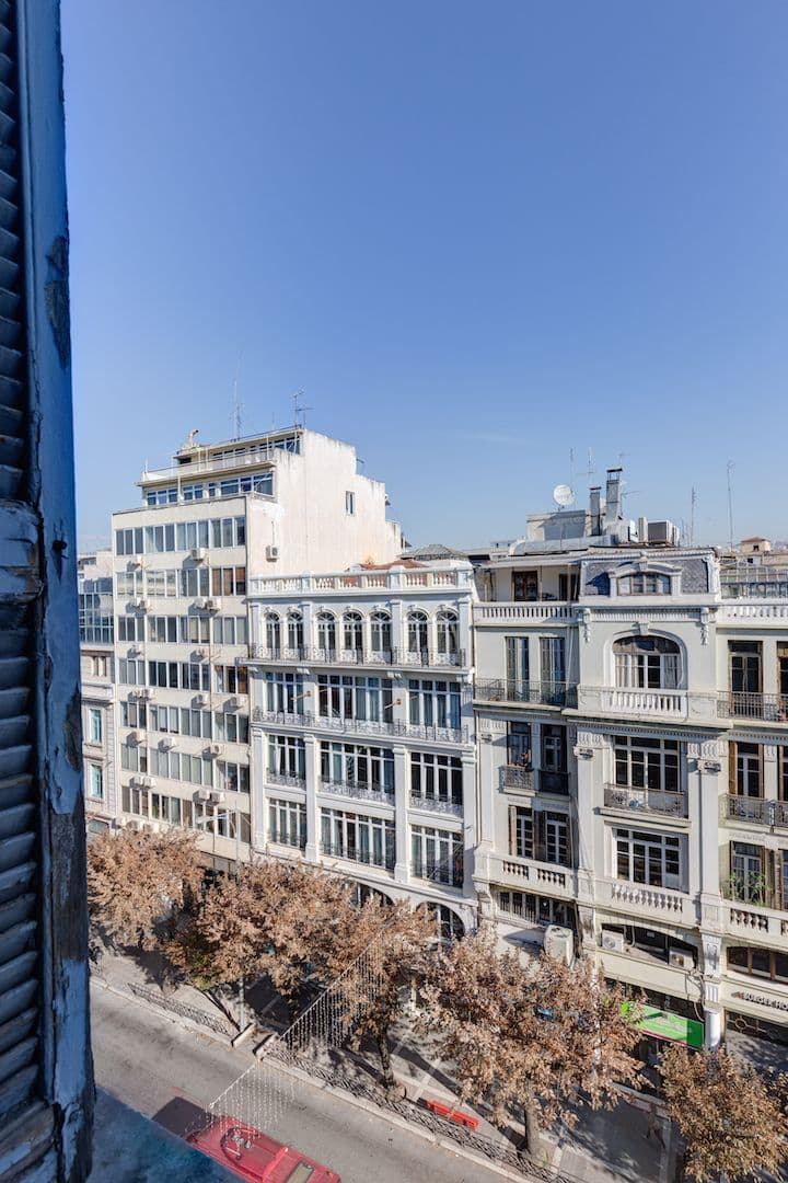 properties-COLORSURB-1.jpg