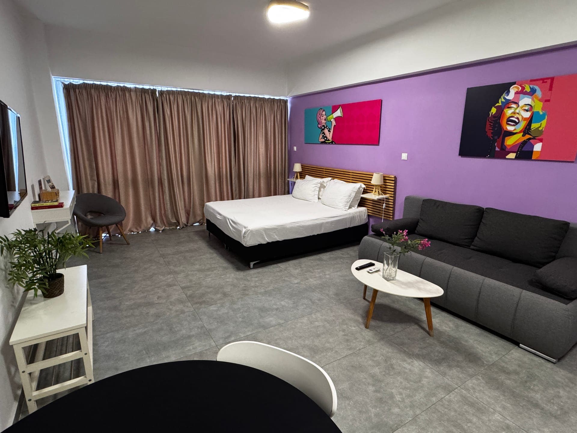 properties-CONNECTST-0.jpg