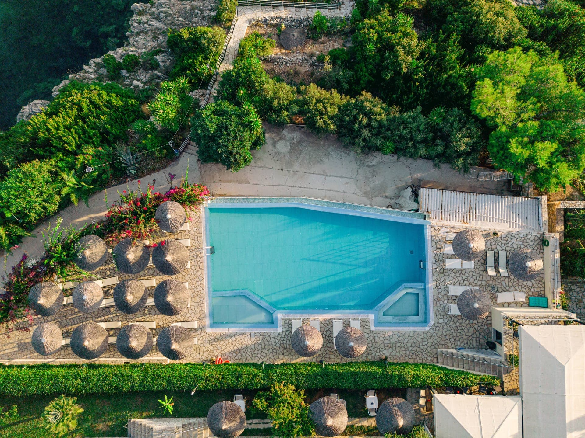 properties-COSTASMERA-1.jpg