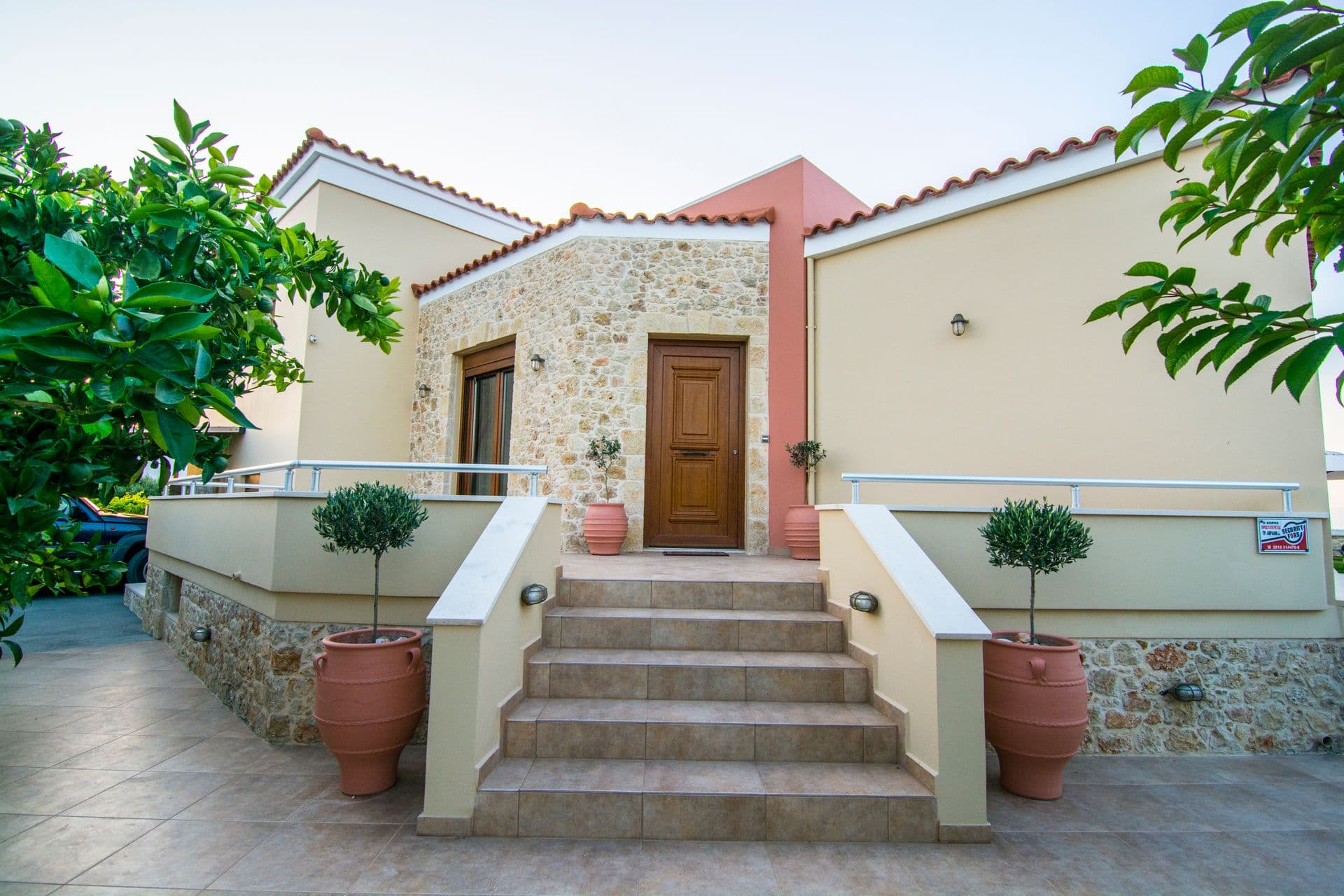 properties-CRETANVHHV-2.jpg