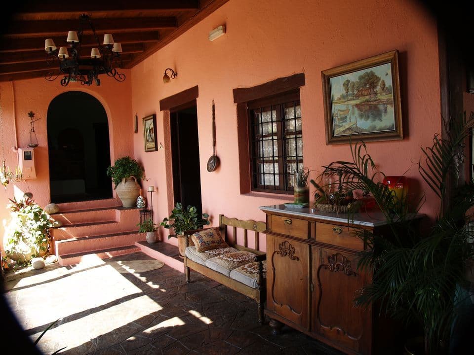 properties-CRETANVILL-0.jpg