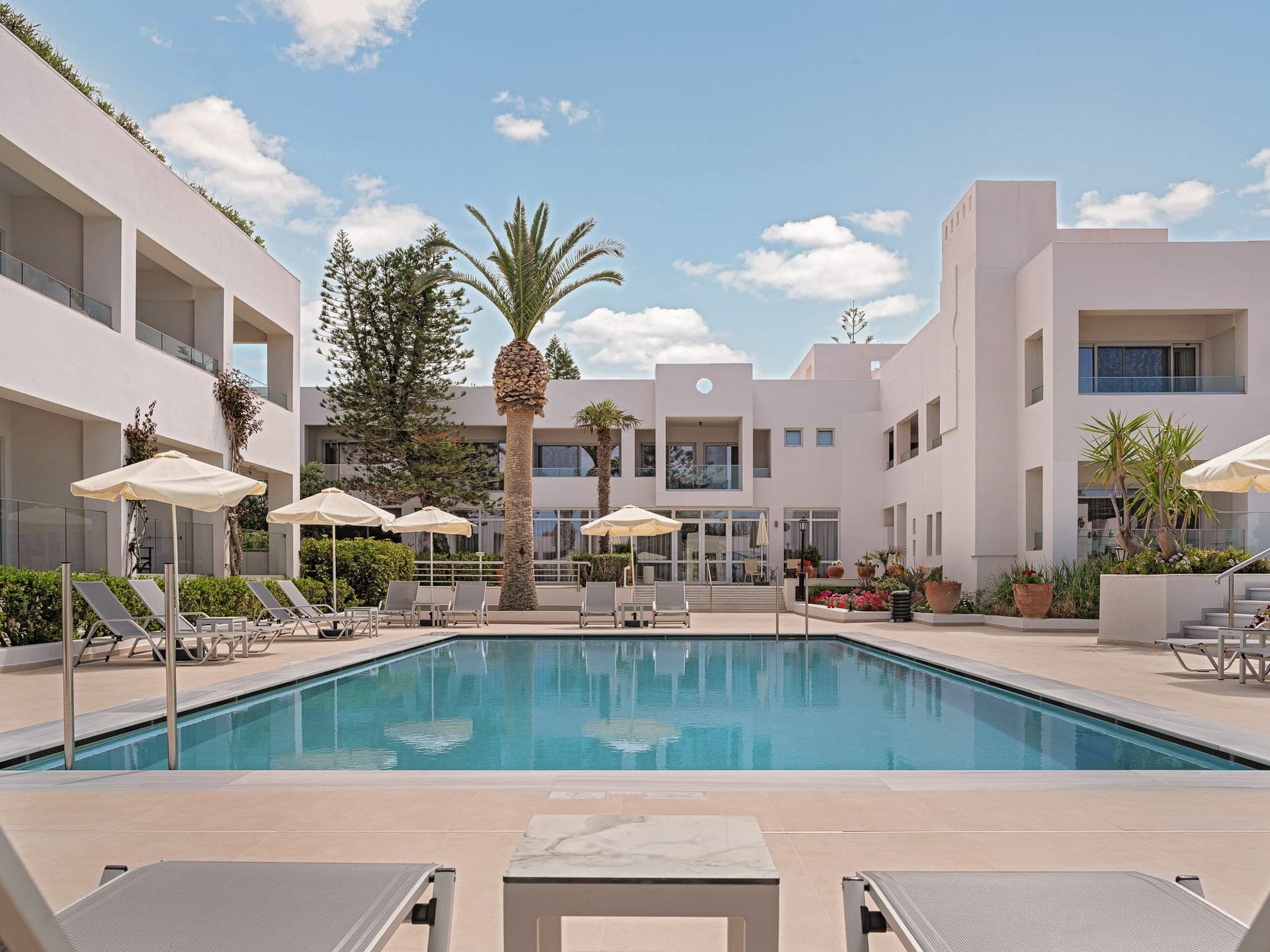 properties-CRETAROYAL-0.jpg