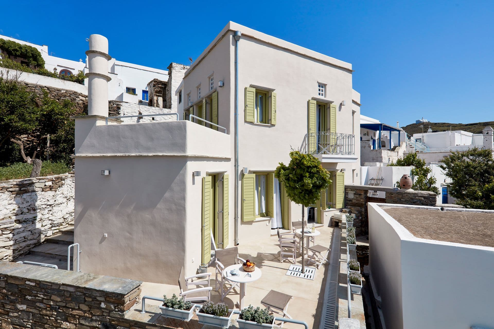 properties-CROSSROAD-0.jpg