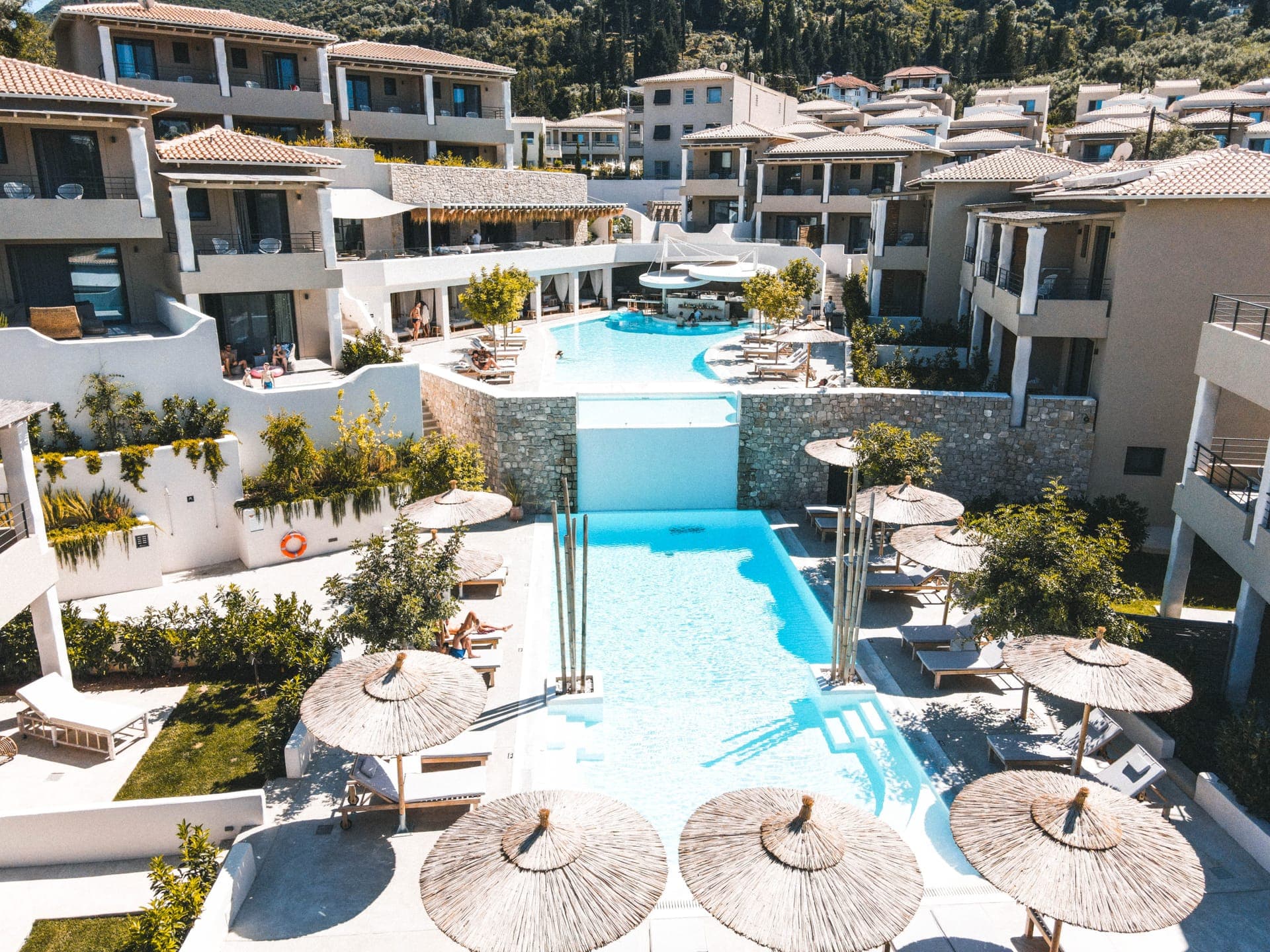 properties-CRYSTALW-1.jpg