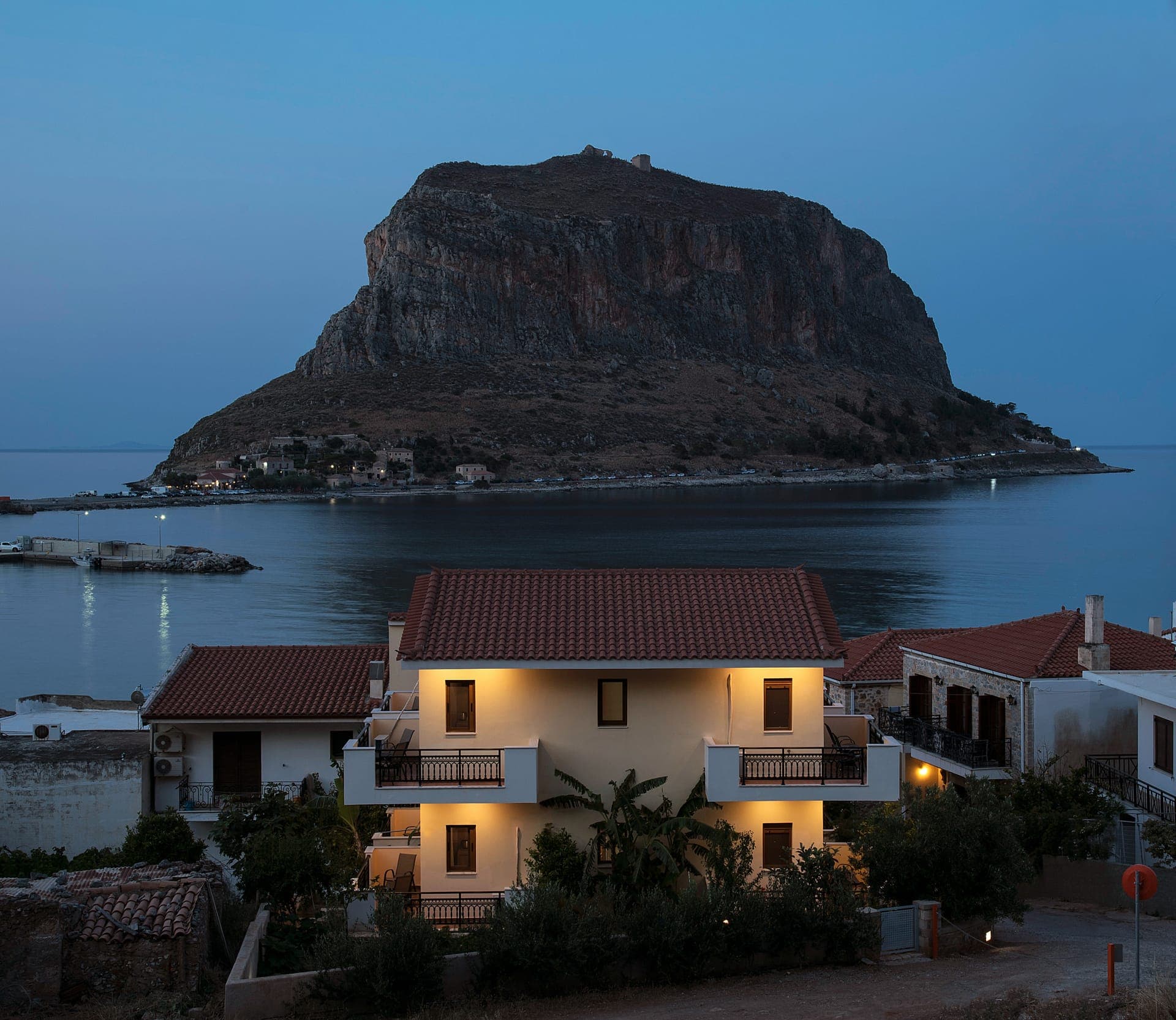 properties-CYRENIA-0.jpg