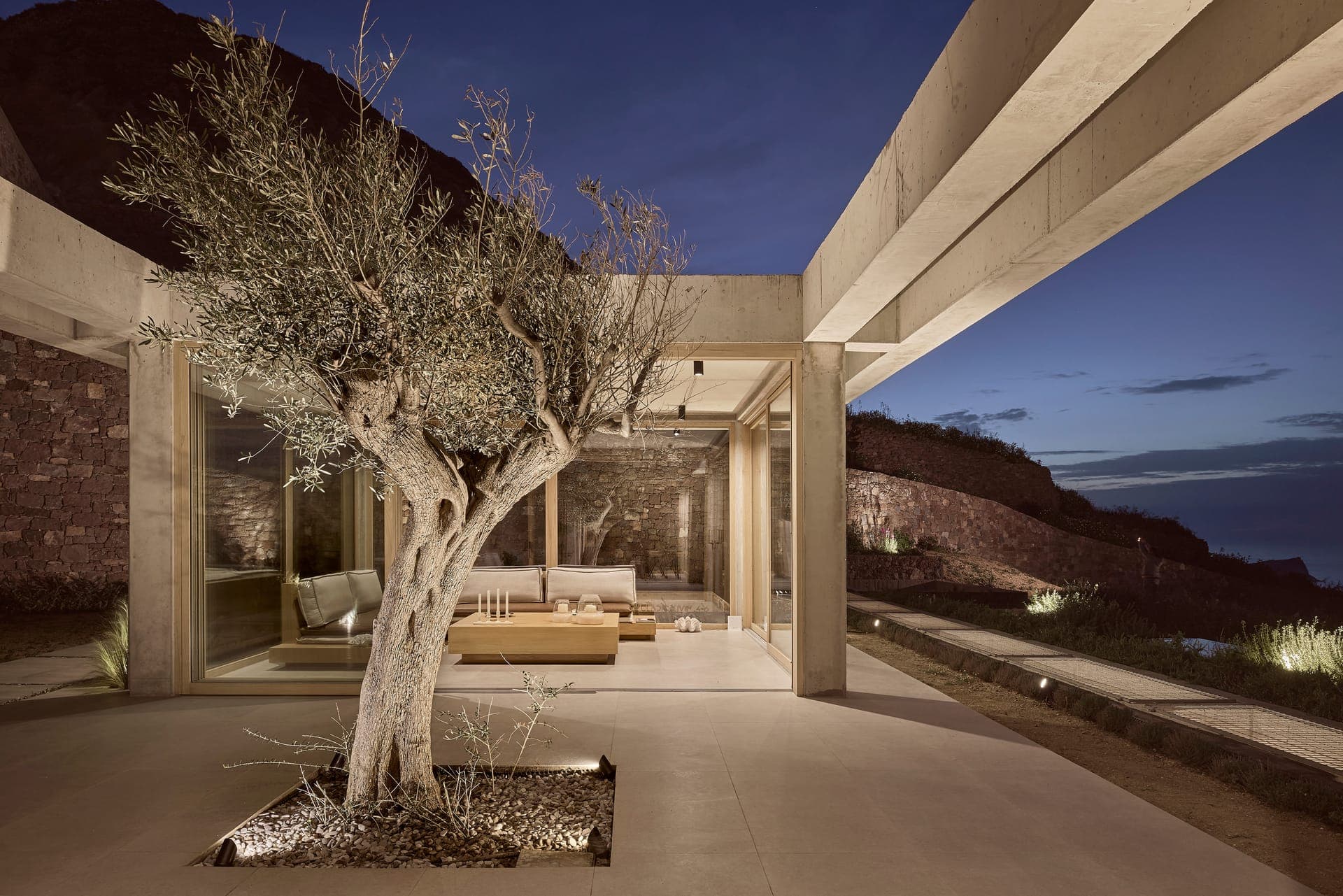 properties-D3MILOS-2.jpg