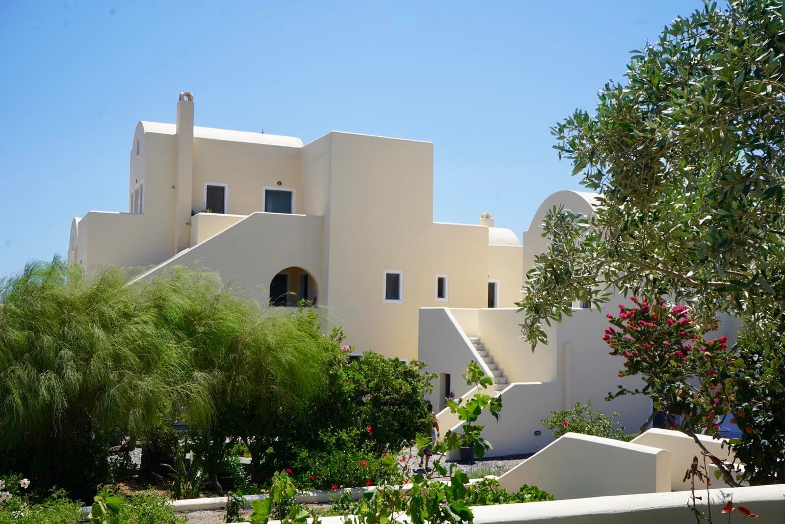 properties-DAGRISVILL-0.jpg
