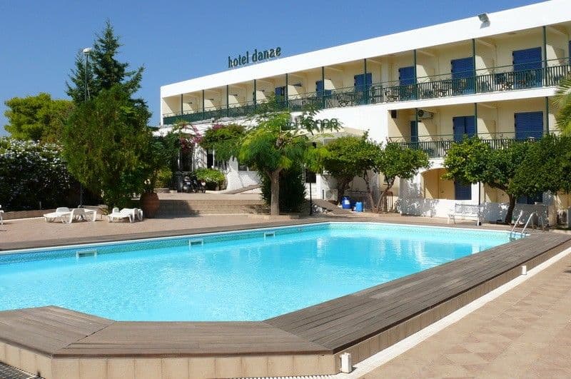 properties-DANAEGINA-1.jpg