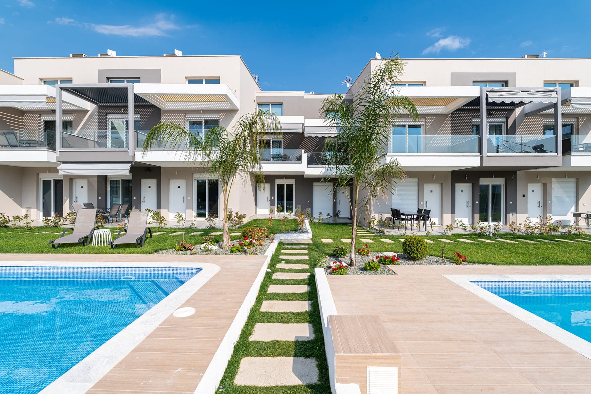 properties-DANAI-1.jpg