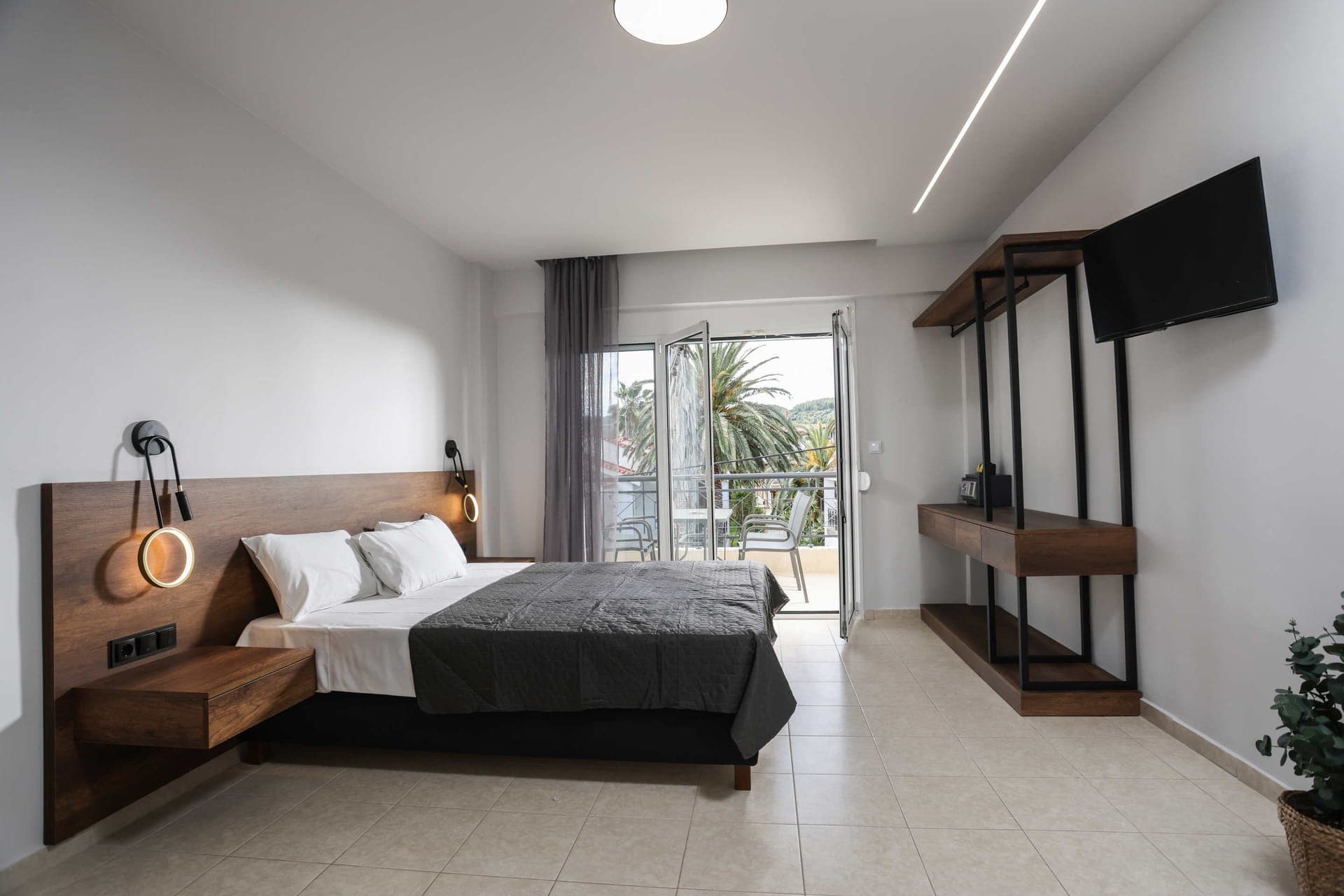 properties-DANAISTU-2.jpg