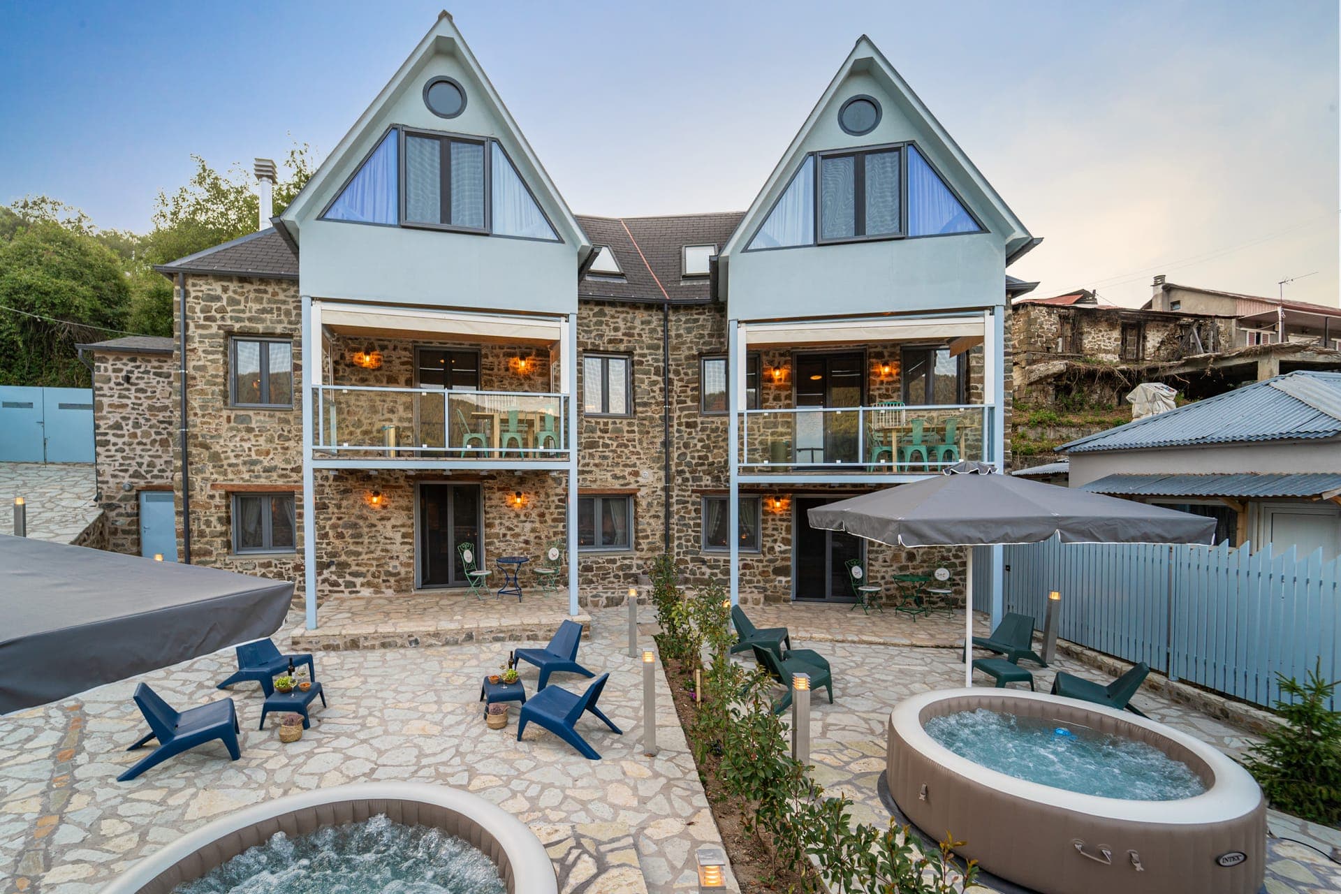 properties-DANDYKARP-1.jpg
