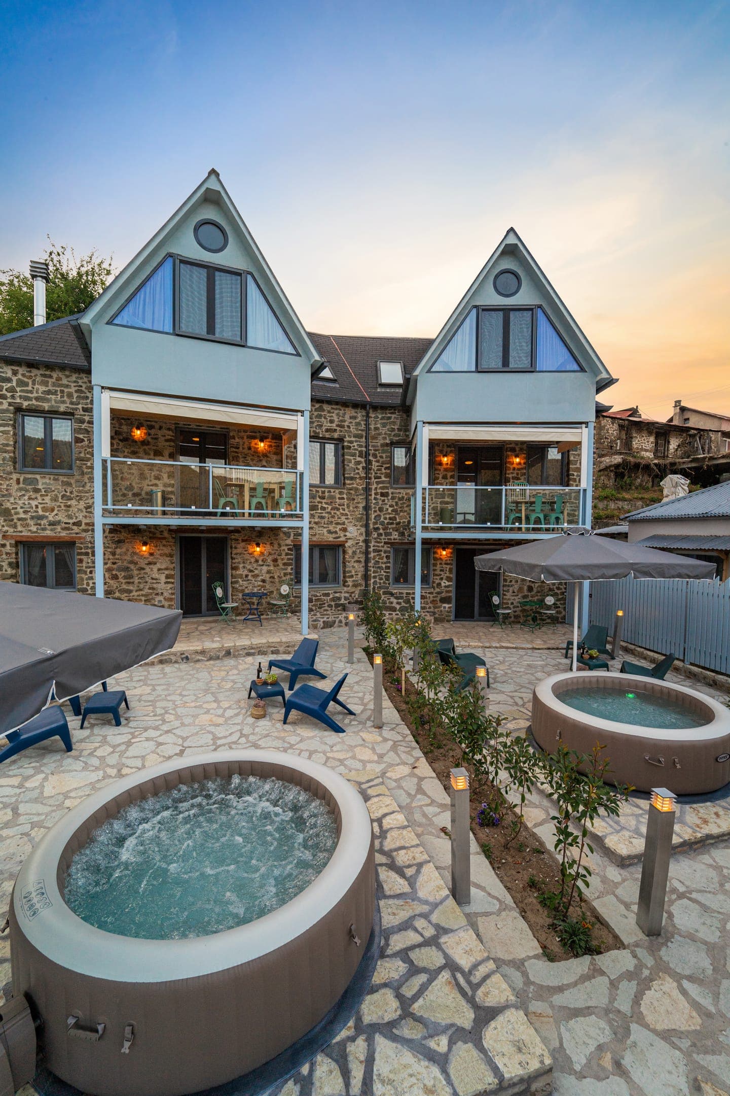 properties-DANDYKARP-3.jpg