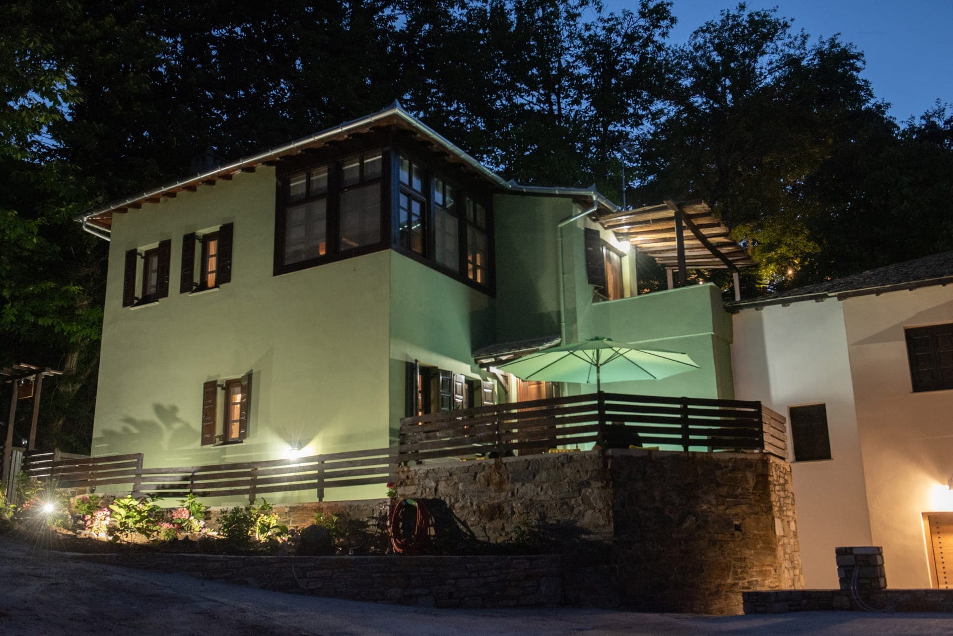 properties-DANDYTSAGK-1.jpg