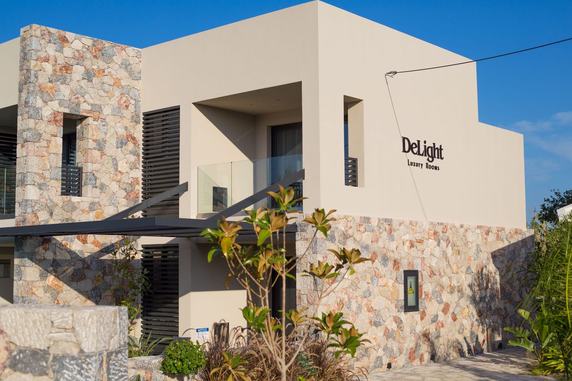 properties-DELIGHTLR-4.jpg