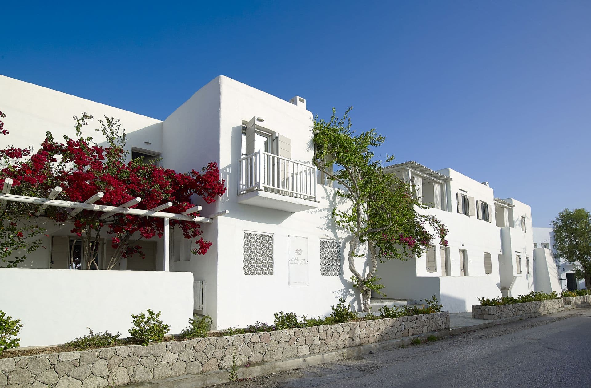 properties-DELMARAS-3.jpg