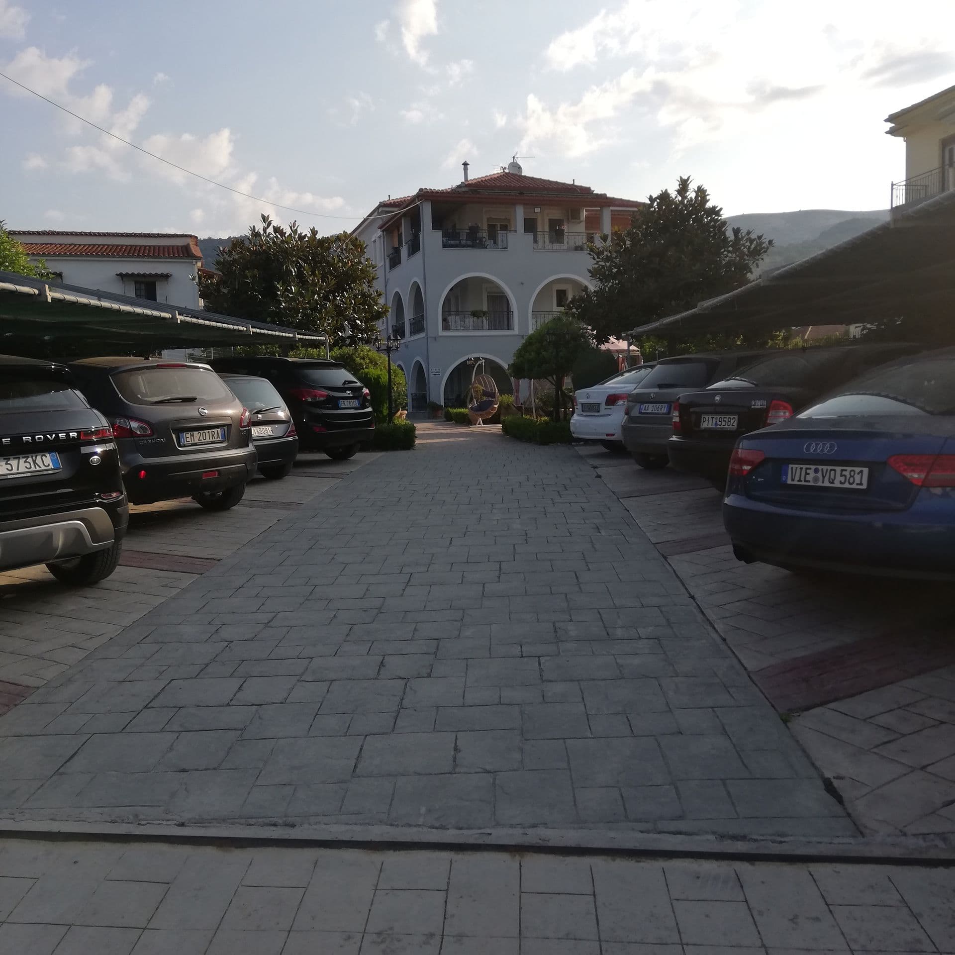 properties-DELPHINSIV-0.jpg
