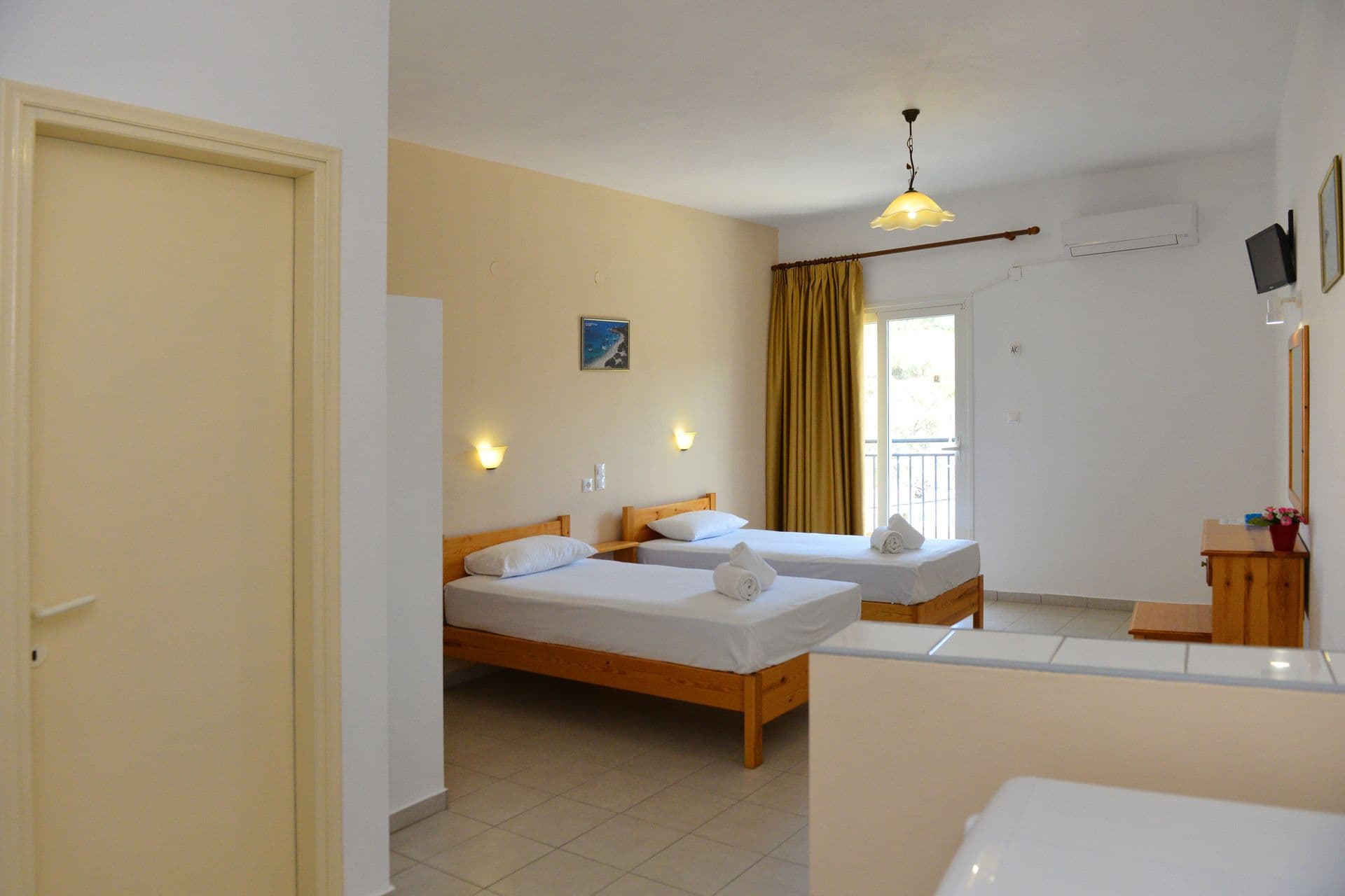 properties-DESPOINAHS-0.jpg