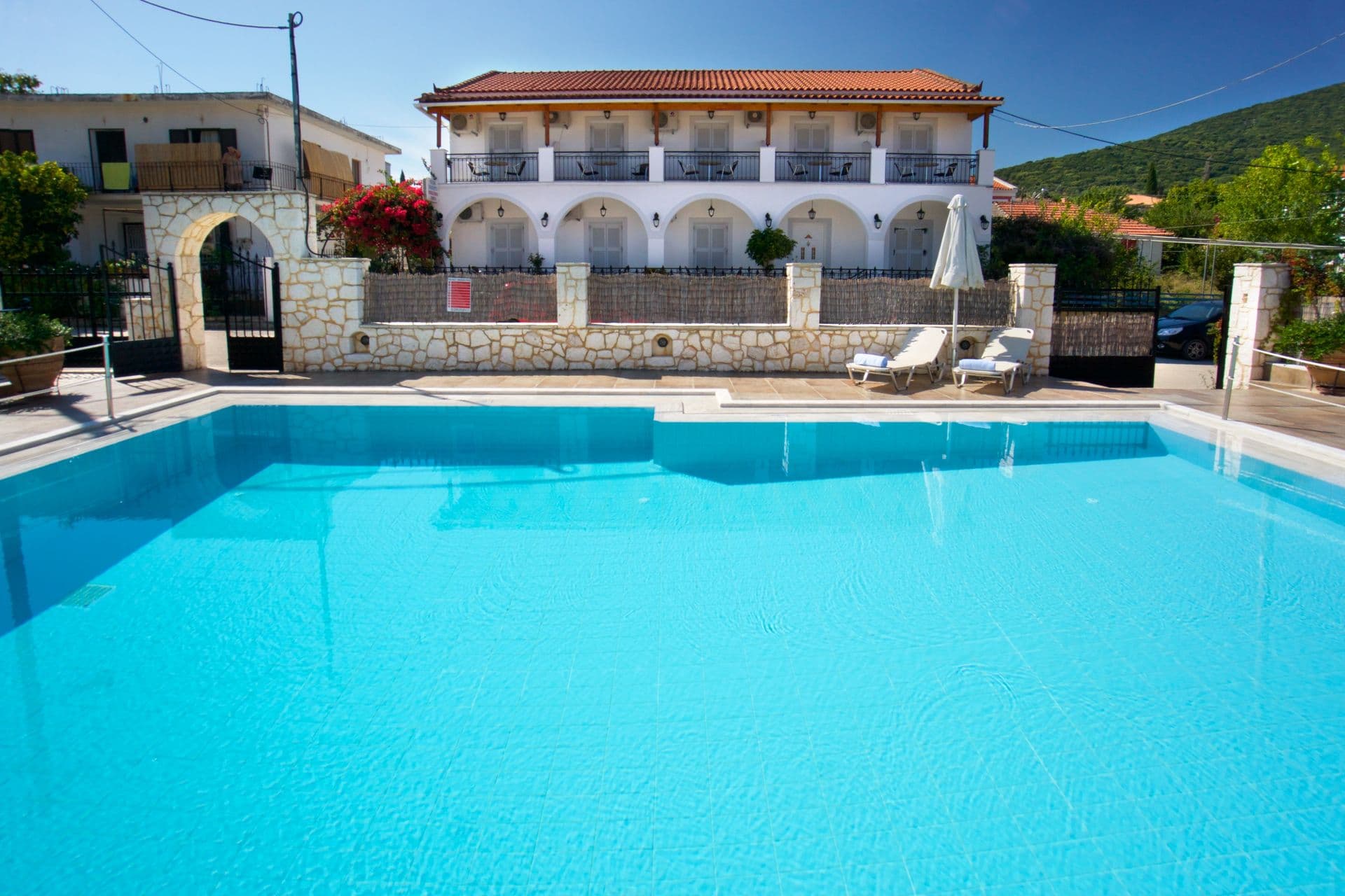 properties-DIAMANTO-0.jpg