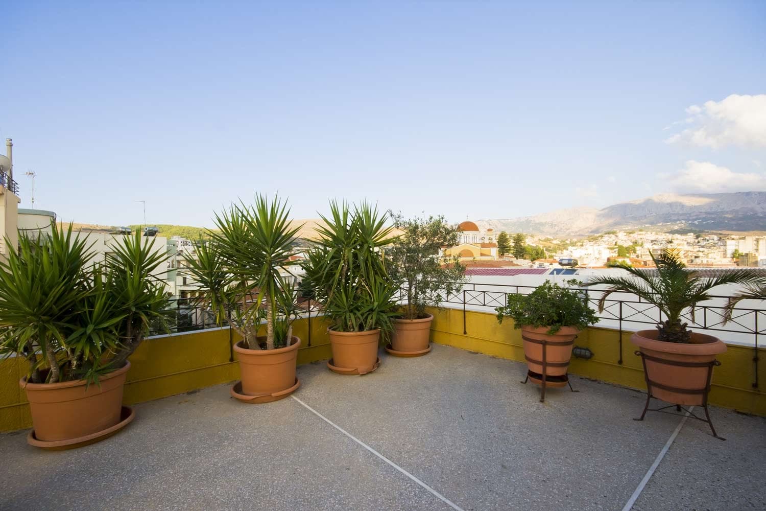 properties-DIANAHOT-2.jpg