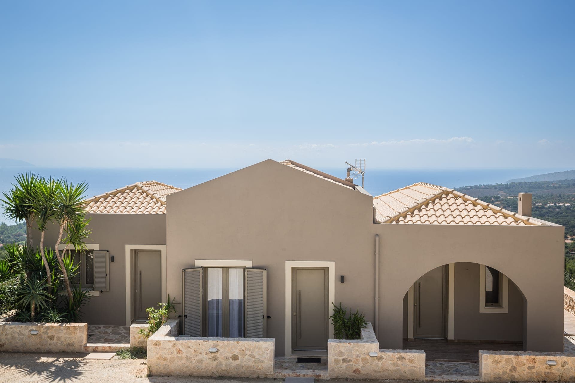 properties-DIANASUITS-4.jpg