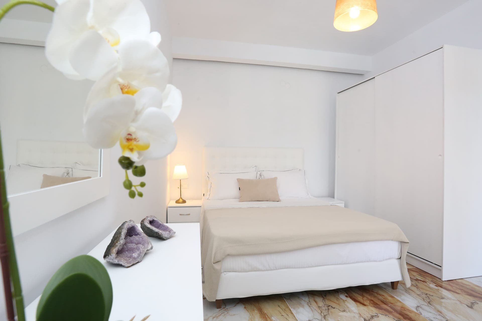 bedroom guesthouse