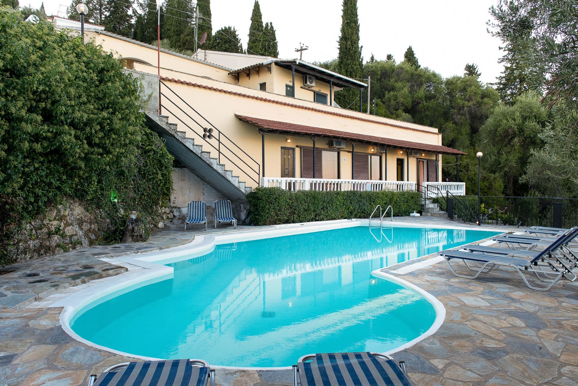 properties-DIMITRA-2.jpg