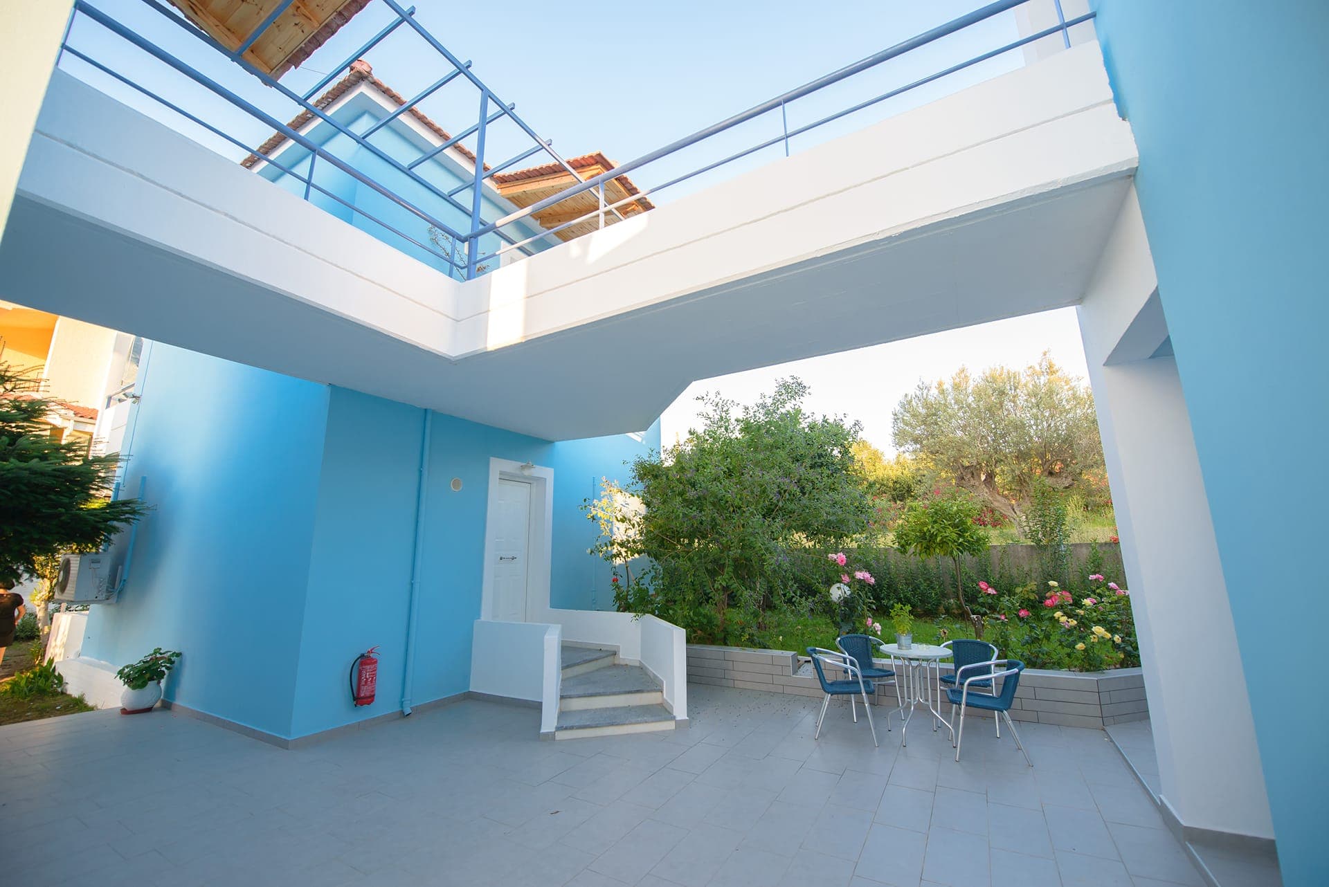 properties-DIMITRAHT-3.jpg