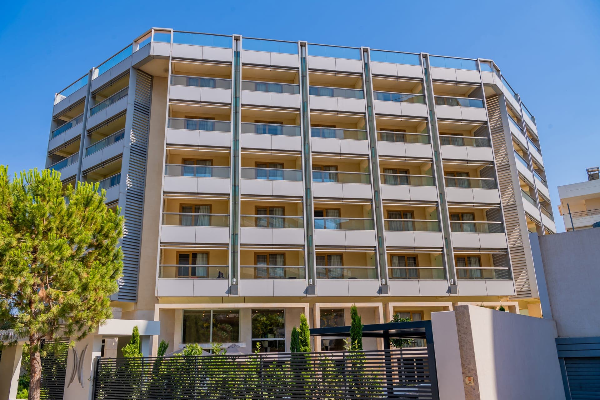 properties-DIVSUITES-2.jpg
