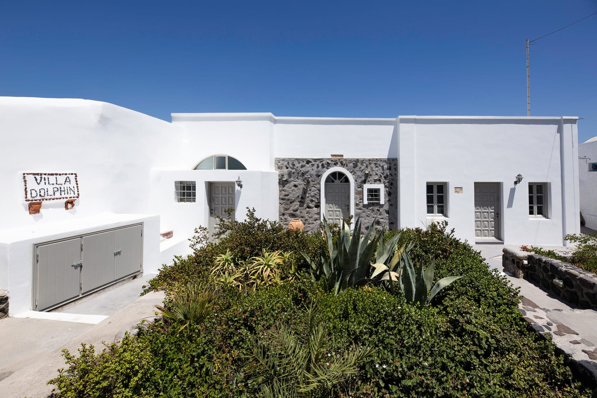 properties-DOLPHINEST-2.jpg