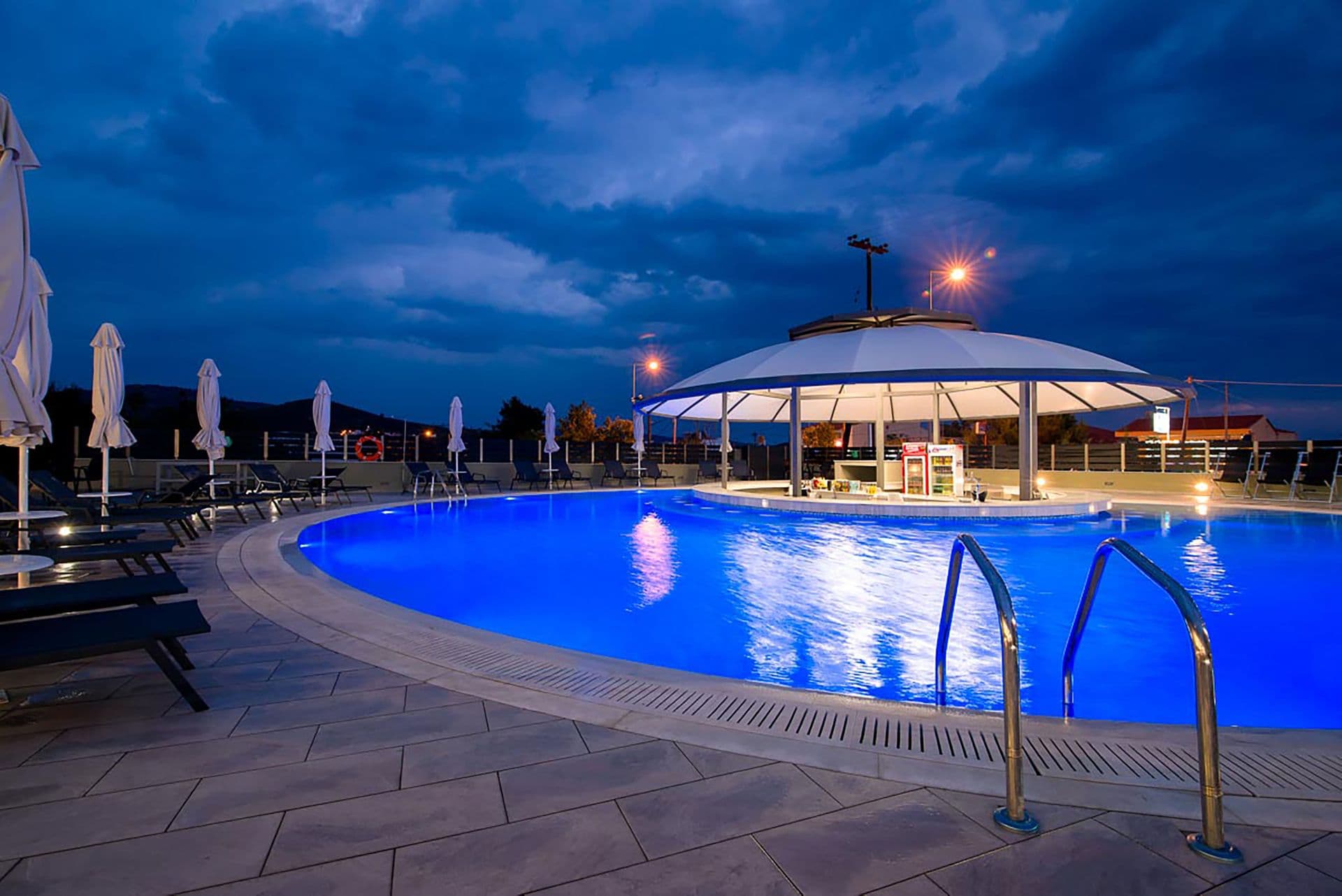 The Dome Luxury Thassos, Pool