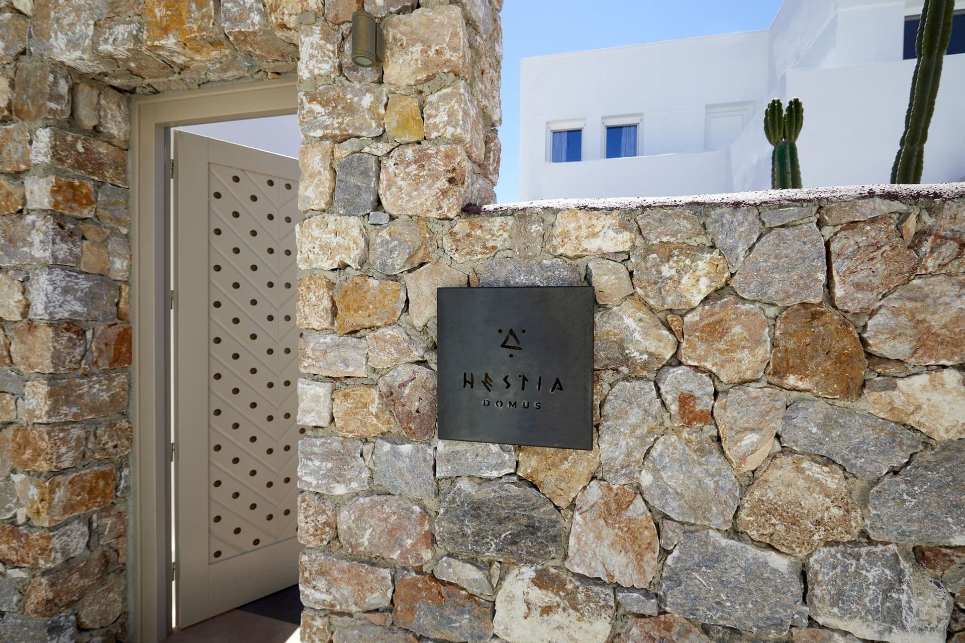 properties-DOMHESTIA-0.jpg