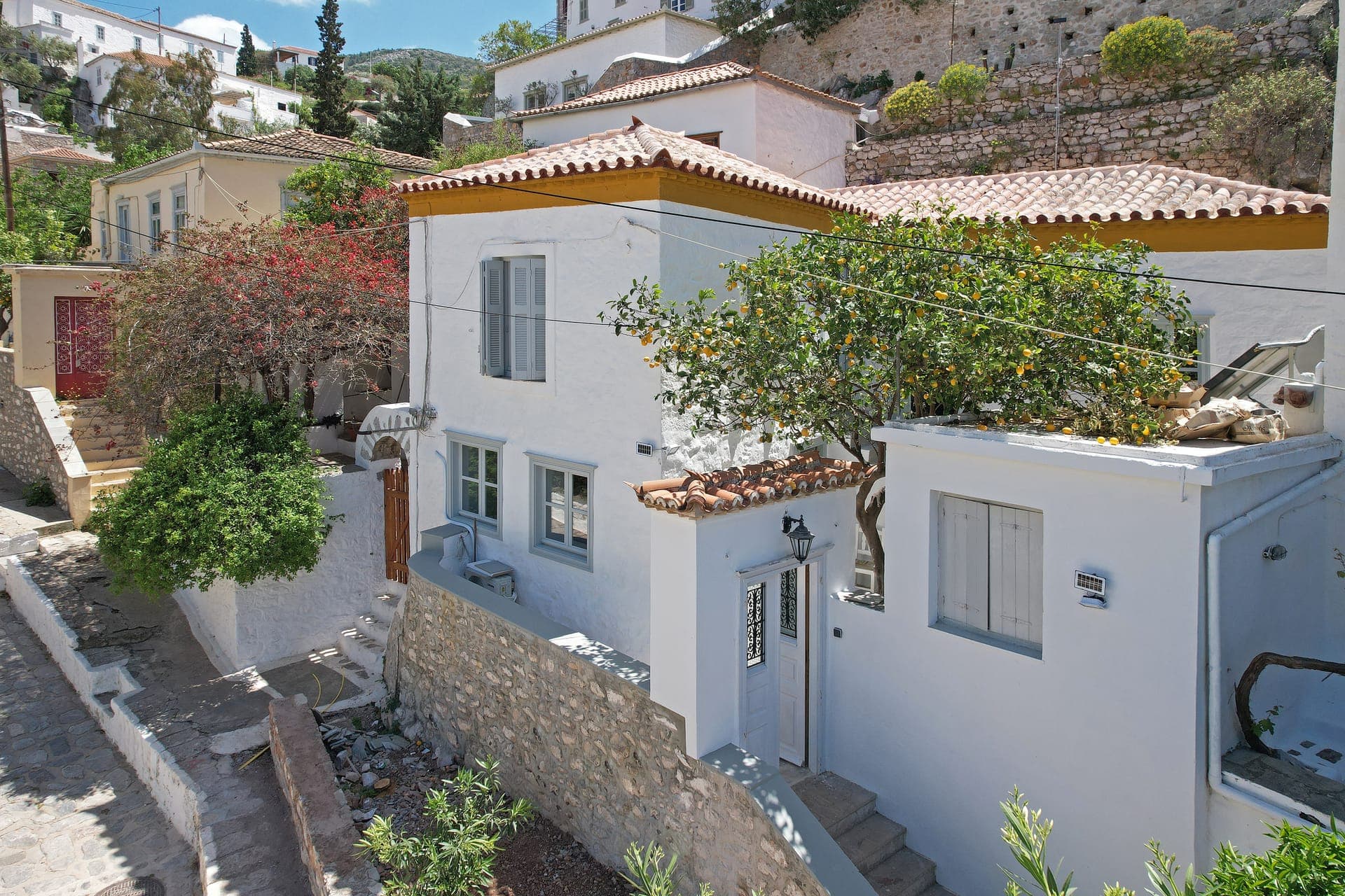 properties-DOUSKOSCA-0.jpg