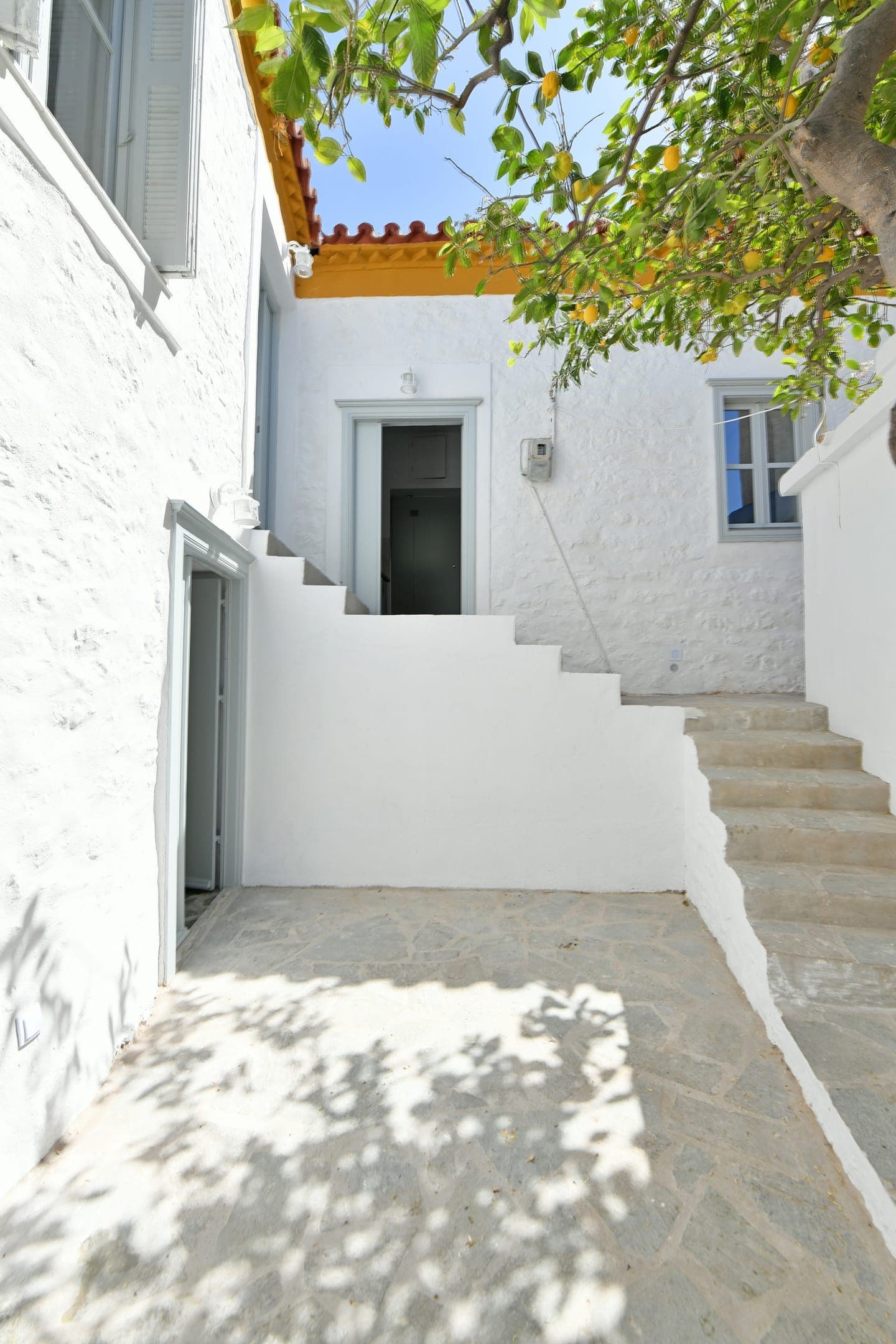 properties-DOUSKOSCA-3.jpg