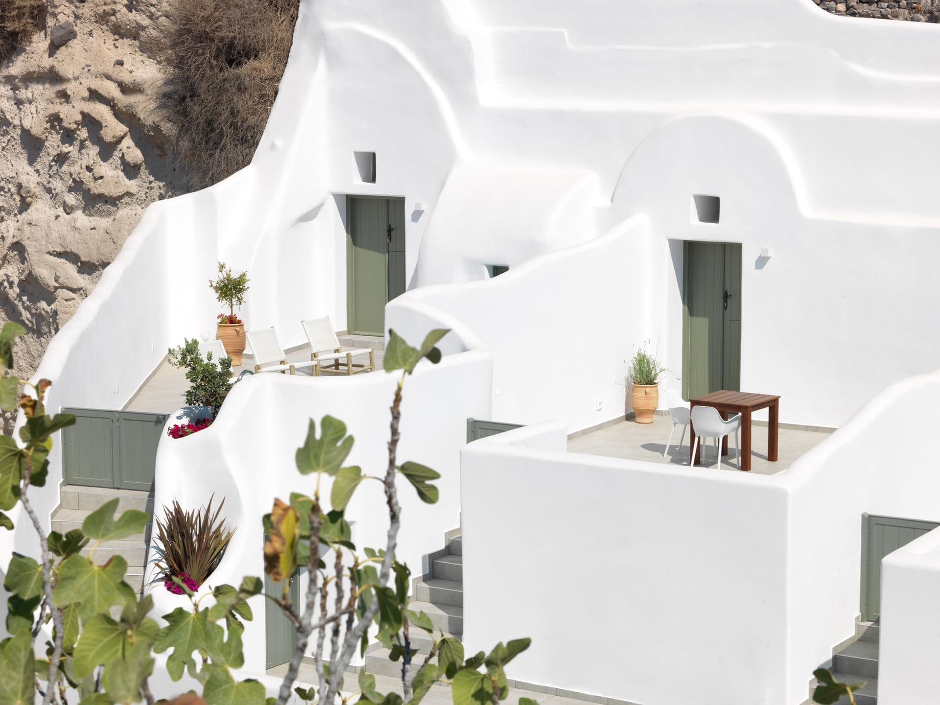 properties-DROPSCAVE-1.jpg