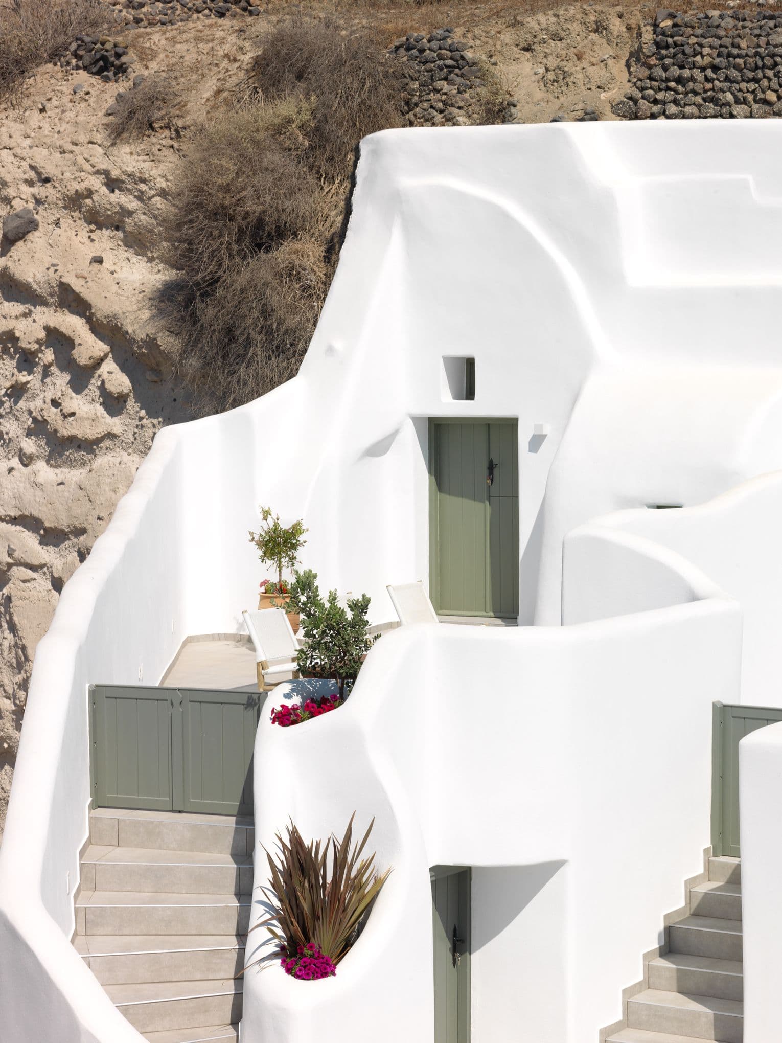 properties-DROPSCAVE-2.jpg