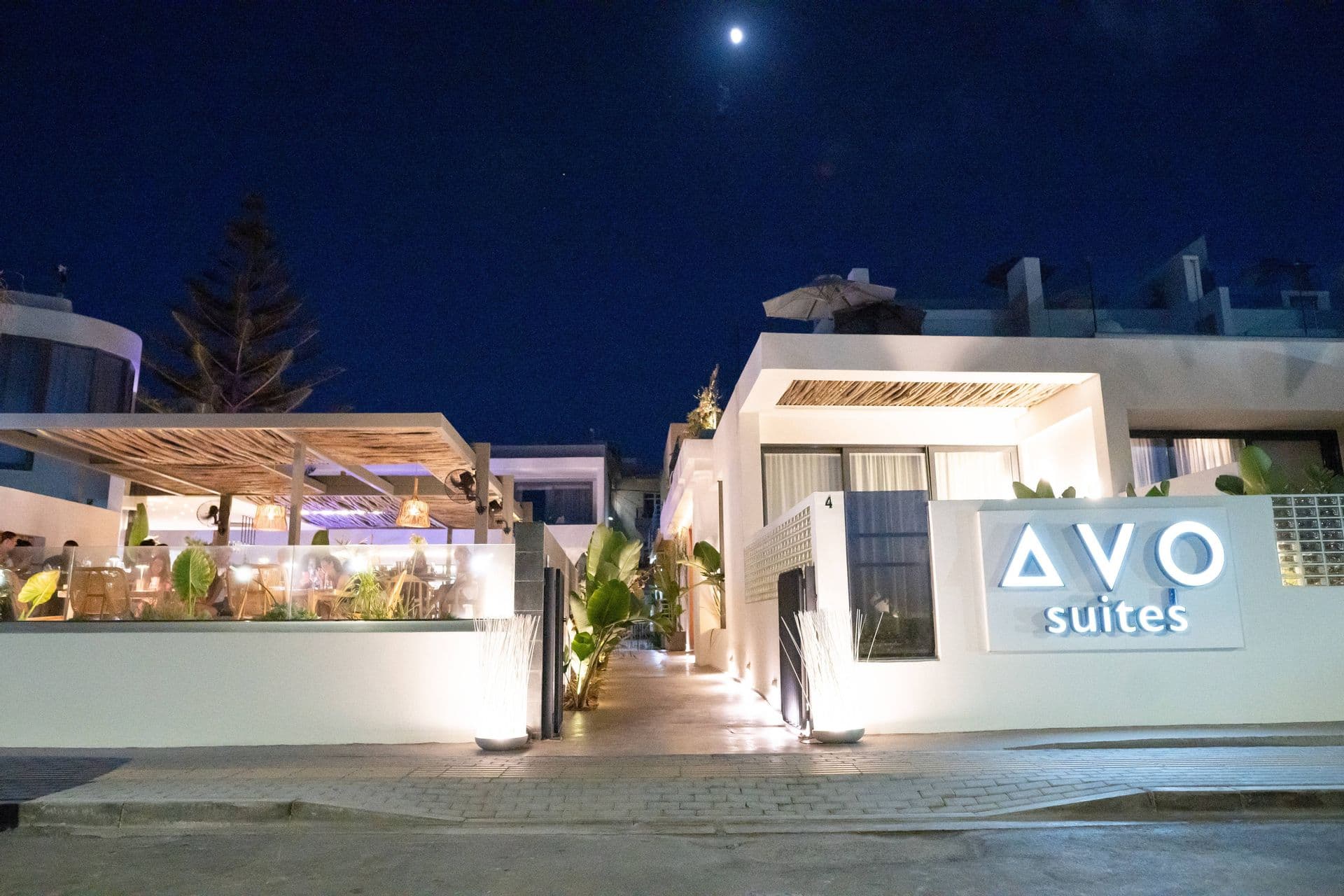 properties-DYOSUITES-0.jpg