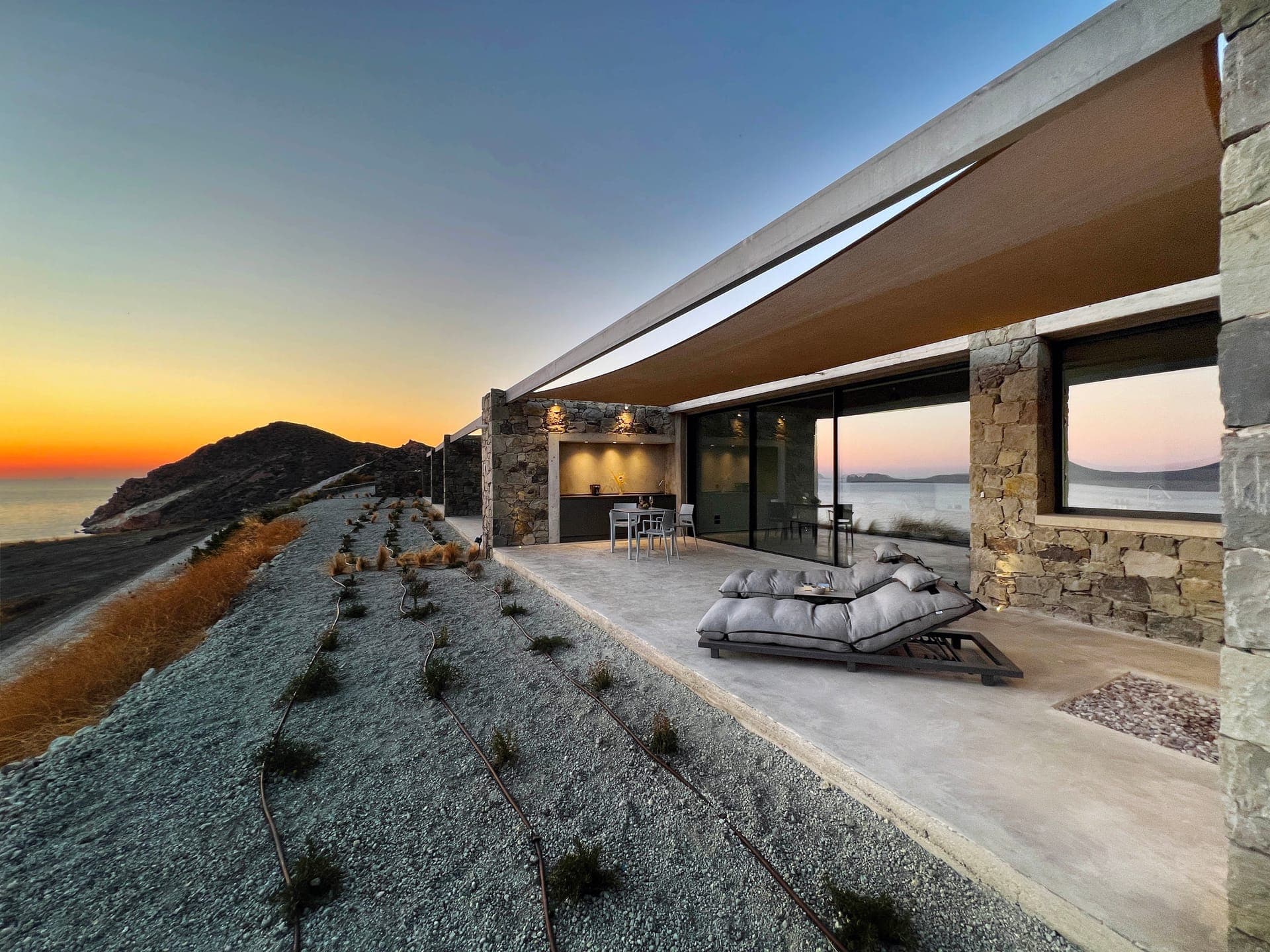 properties-ECHOMILOS-1.jpg