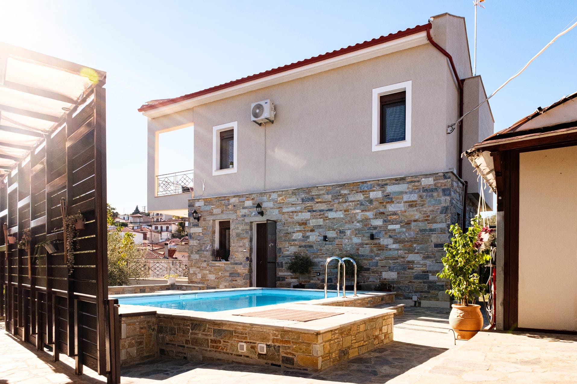 properties-EFFIESMAIS-0.jpg