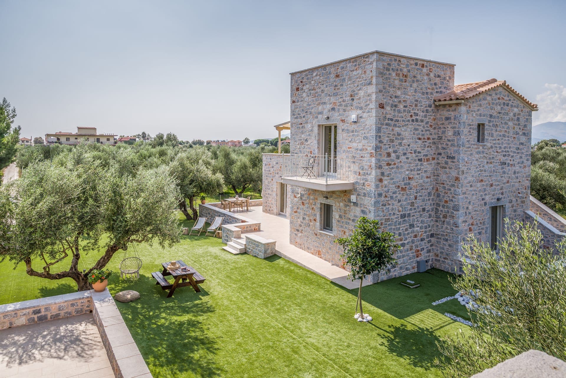 properties-EFMARRESID-3.jpg