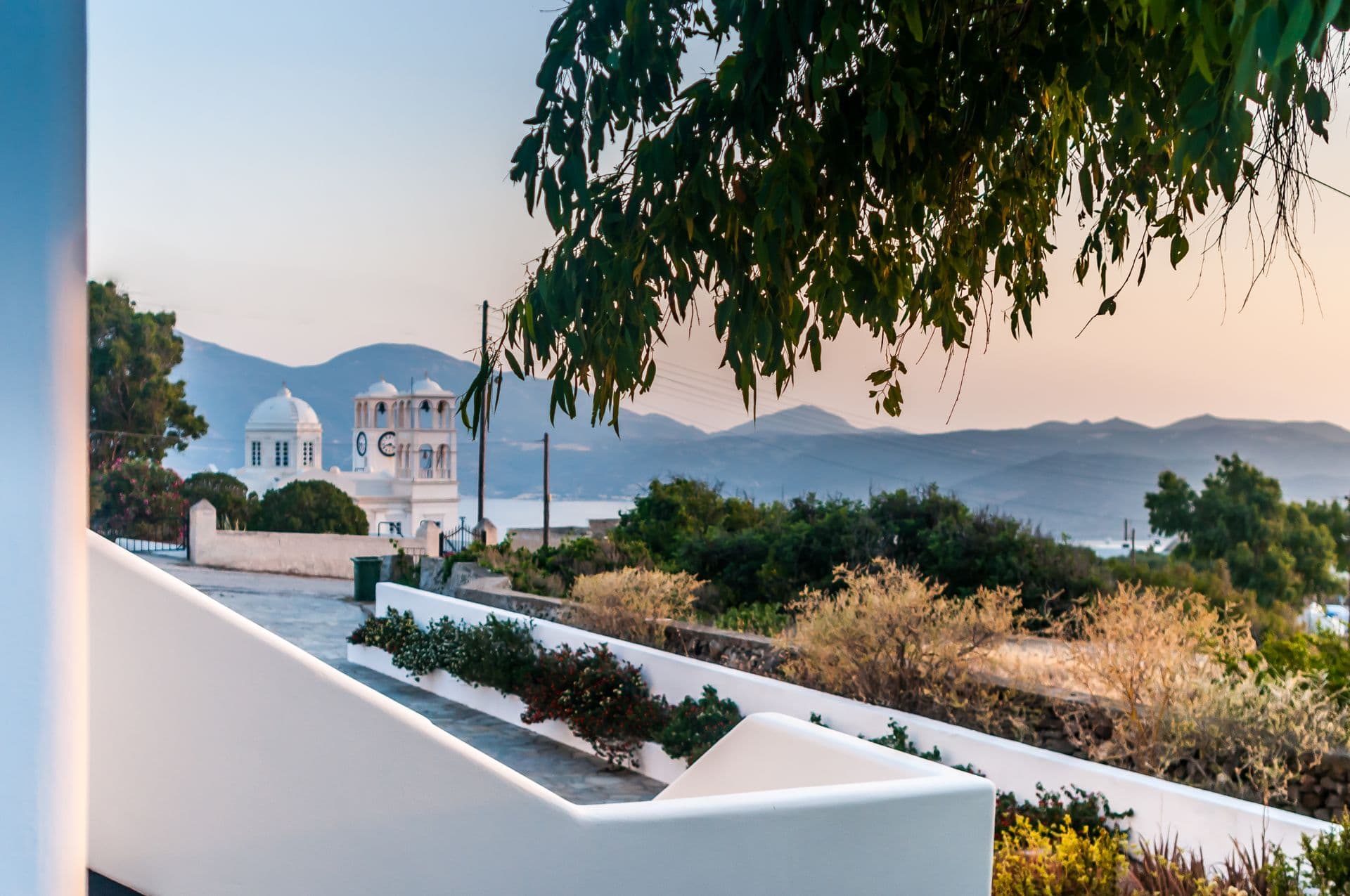 properties-EIRIANA-1.jpg